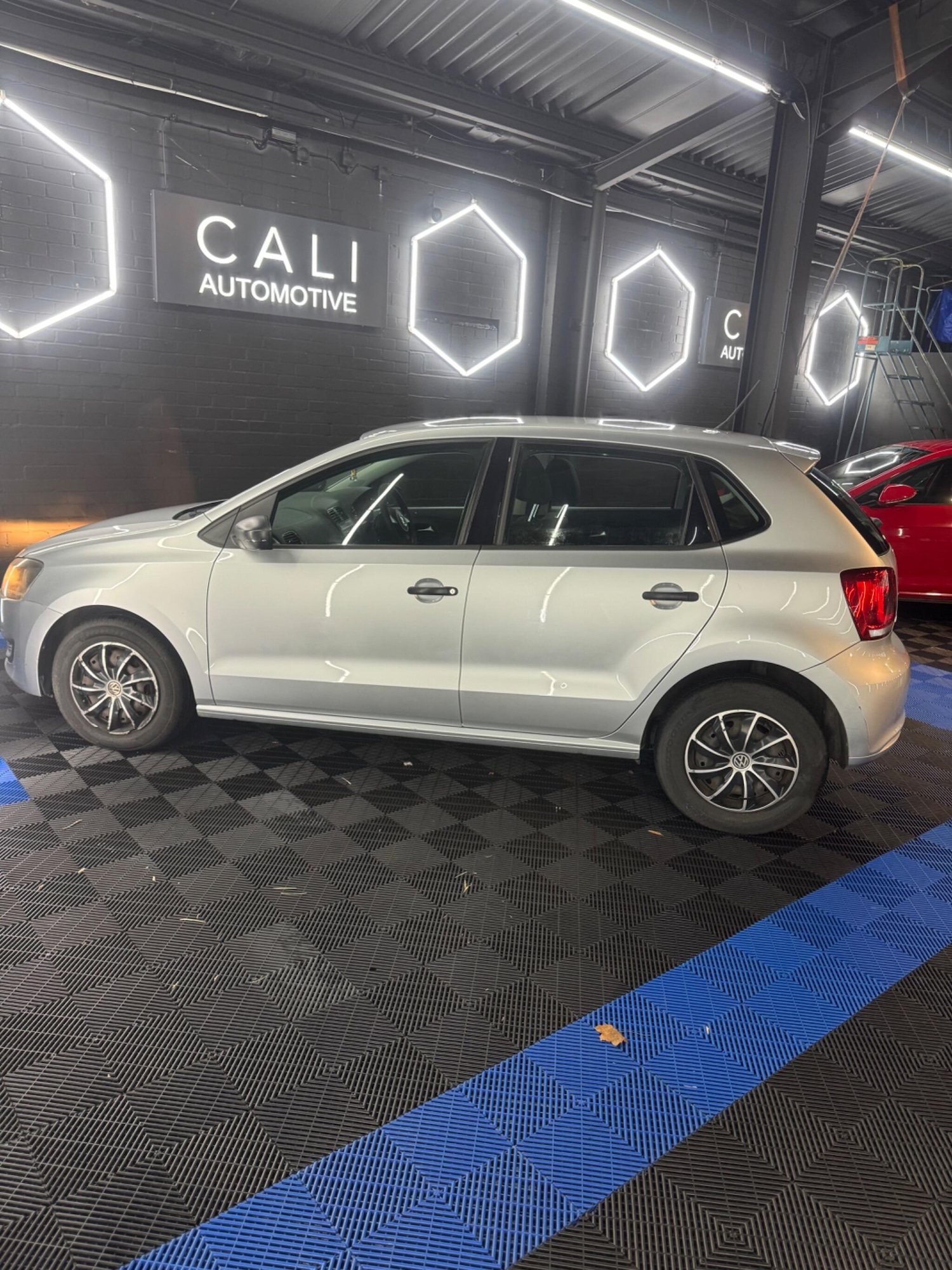 Used Volkswagen Polo 2013 for sale - 76866093: Photo 5