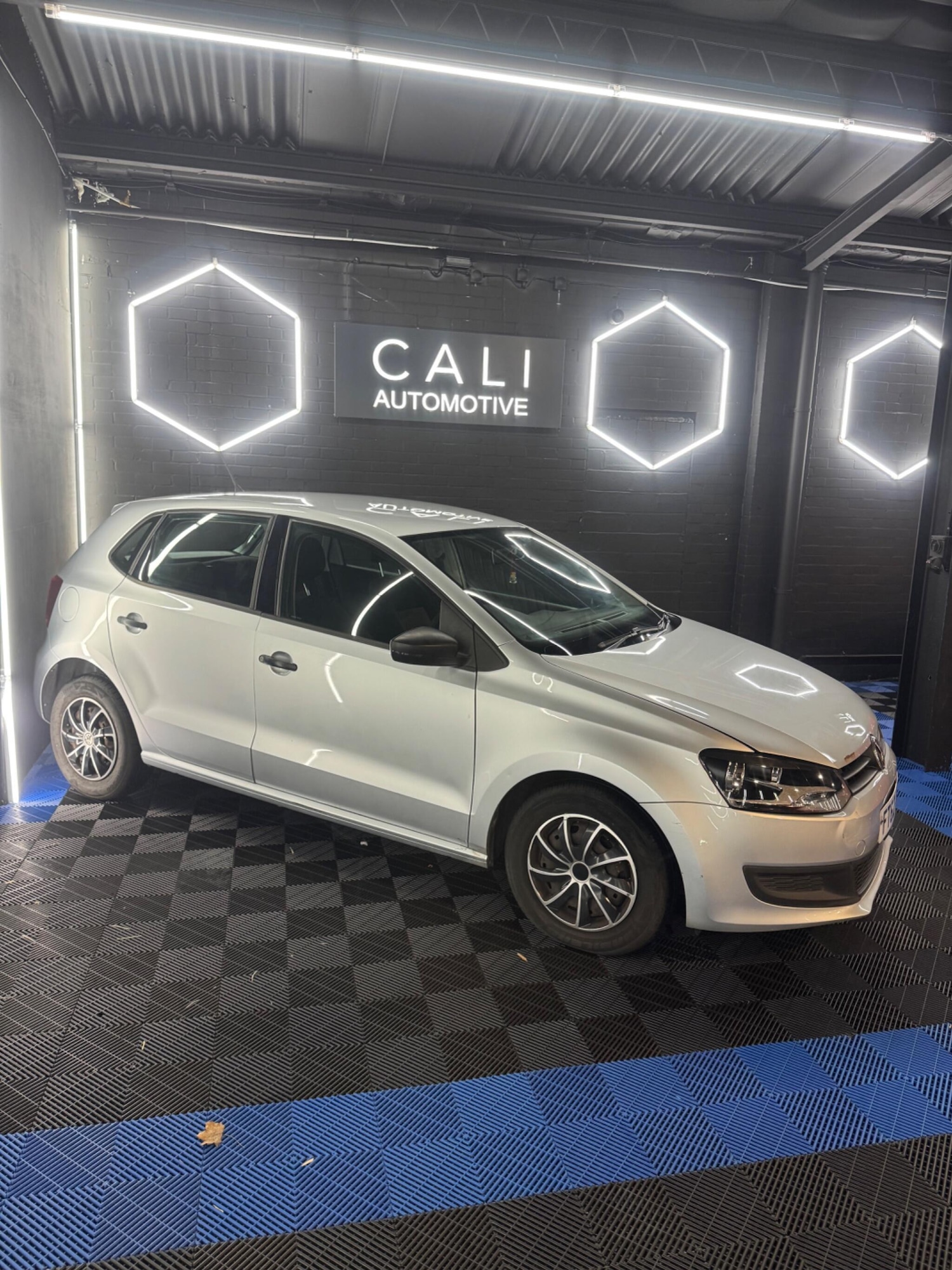 Used Volkswagen Polo 2013 for sale - 76866093: Photo 6