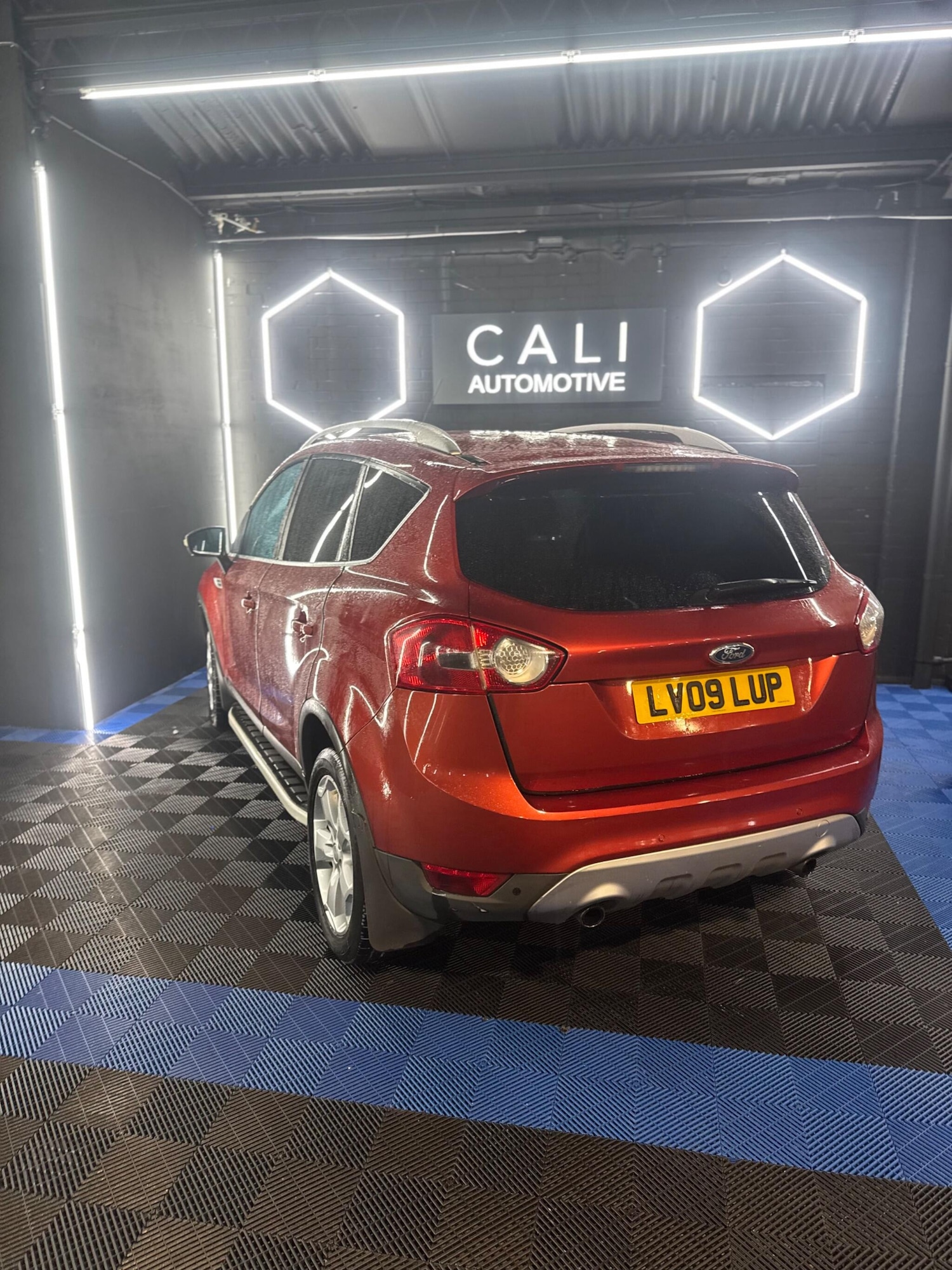 Used Ford Kuga 2009 for sale - 77908997: Photo 10