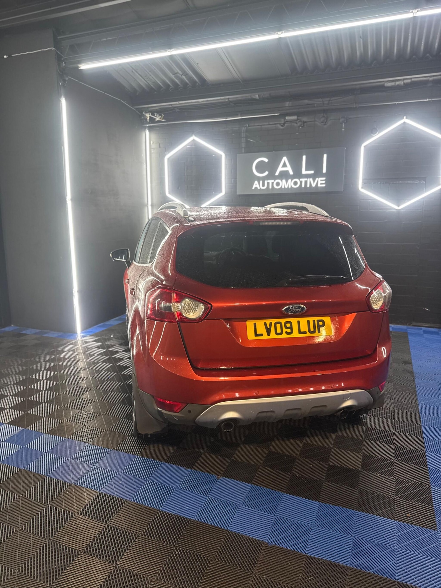 Used Ford Kuga 2009 for sale - 77908997: Photo 13