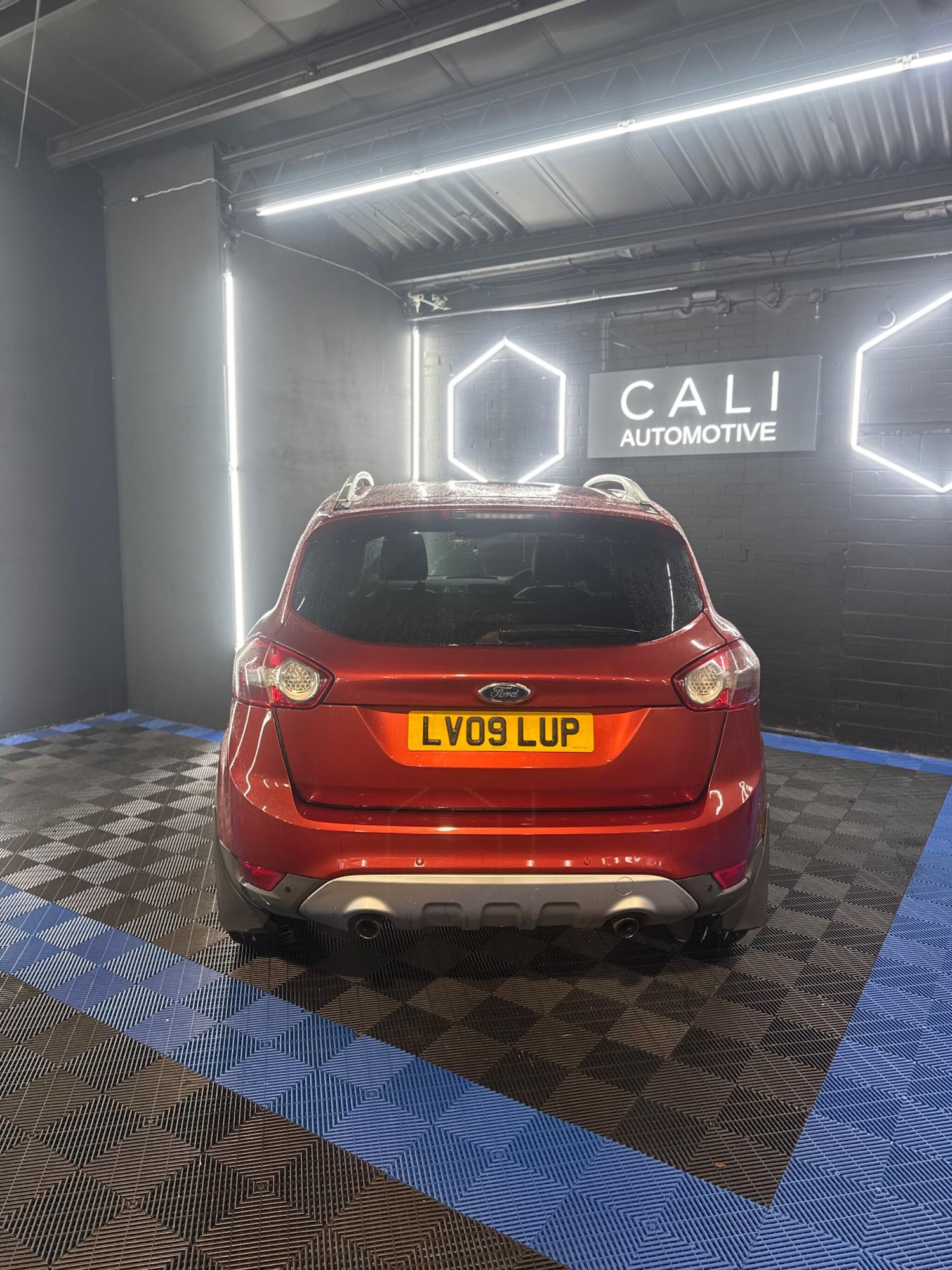 Used Ford Kuga 2009 for sale - 77908997: Photo 14