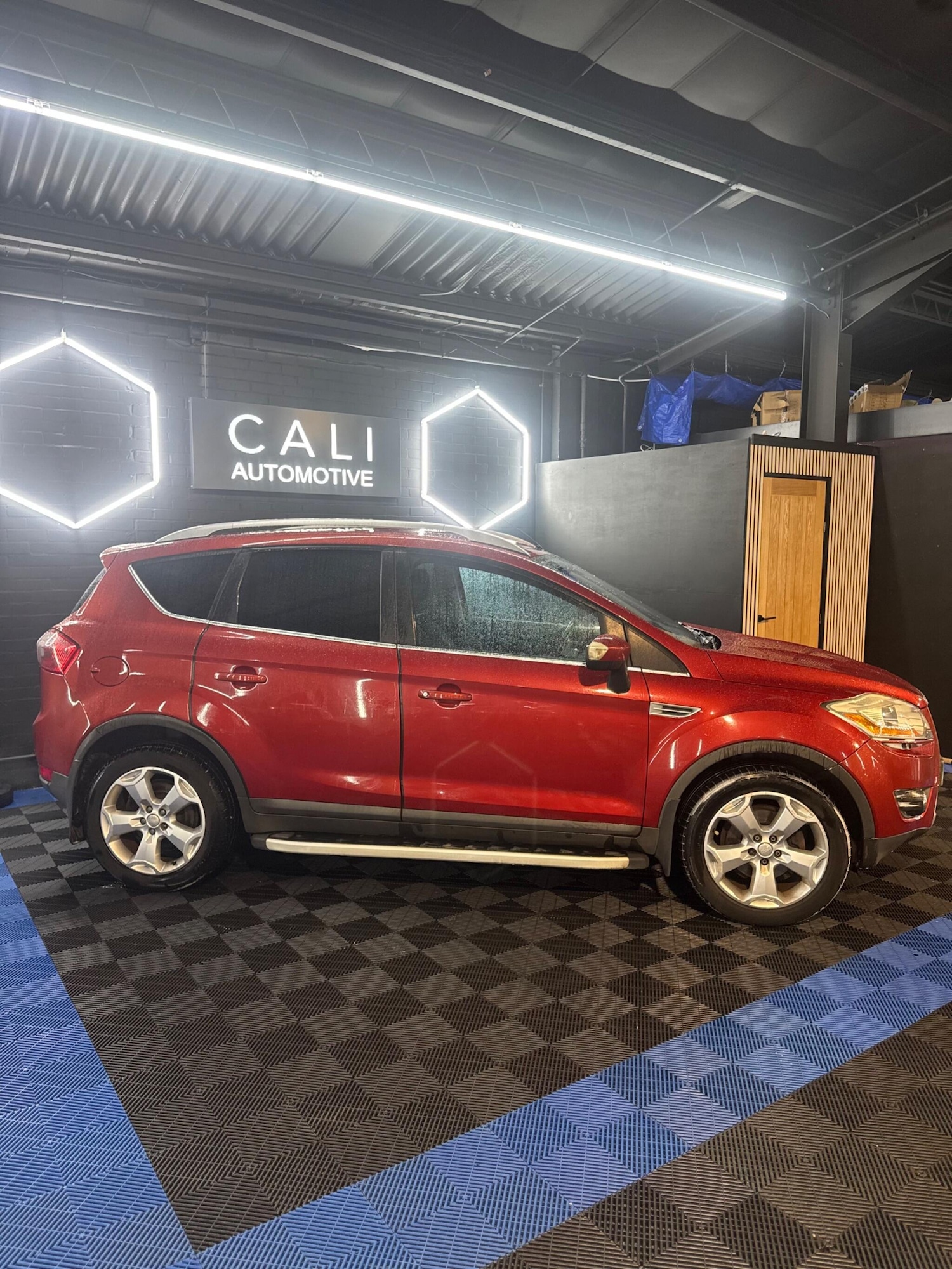 Used Ford Kuga 2009 for sale - 77908997: Photo 15