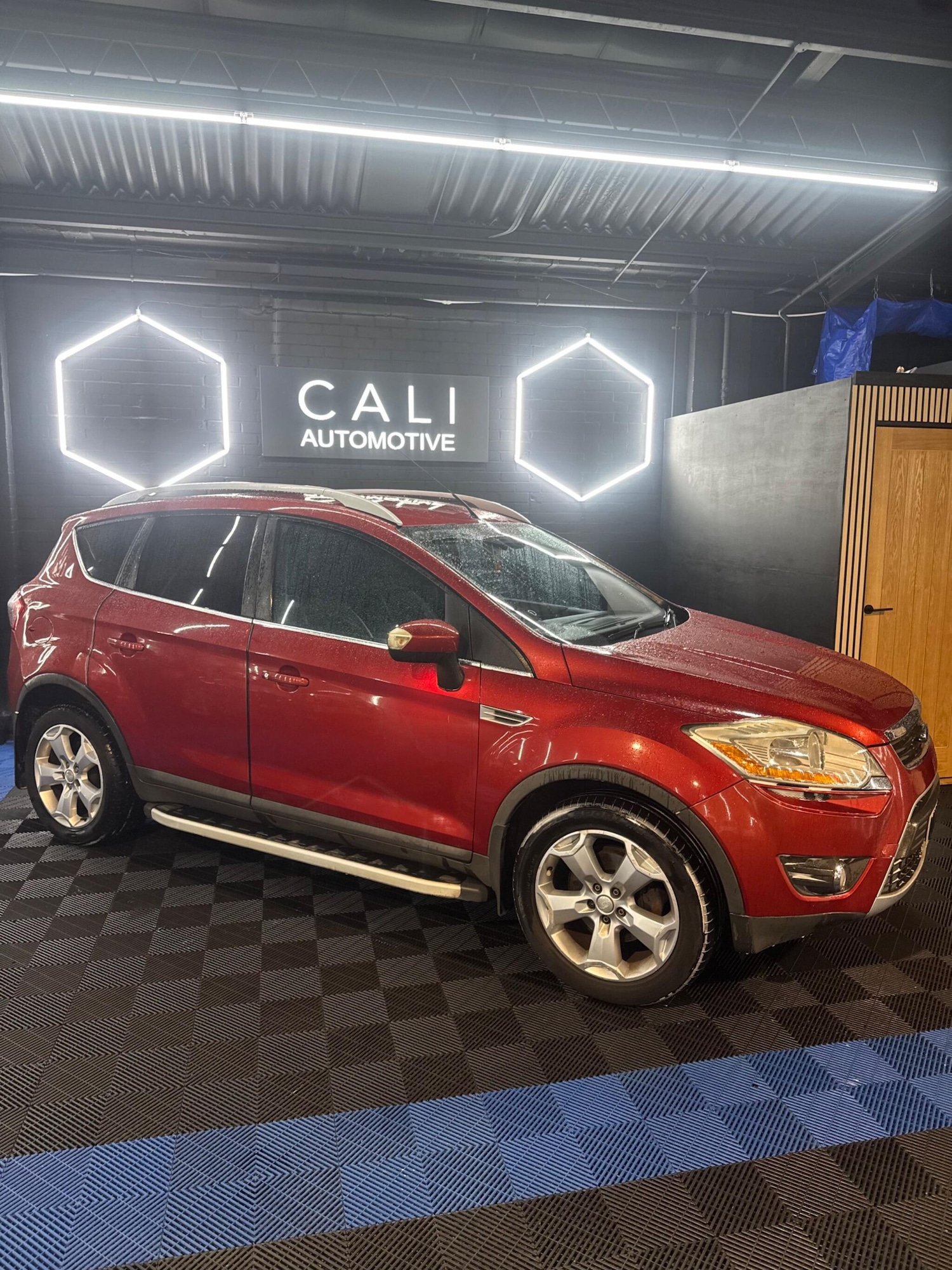Used Ford Kuga 2009 for sale - 77908997: Photo 19