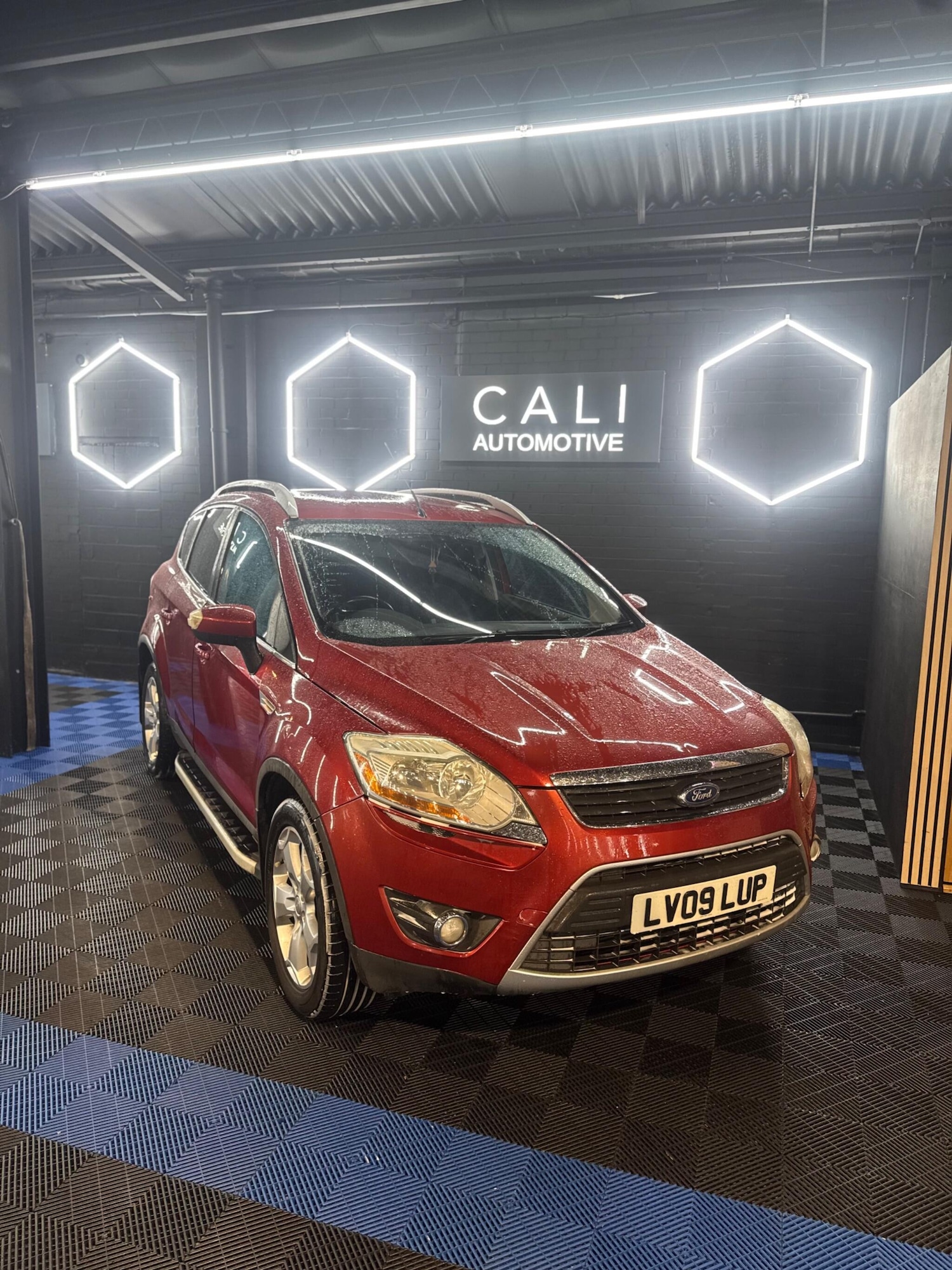 Used Ford Kuga 2009 for sale - 77908997: Photo 7