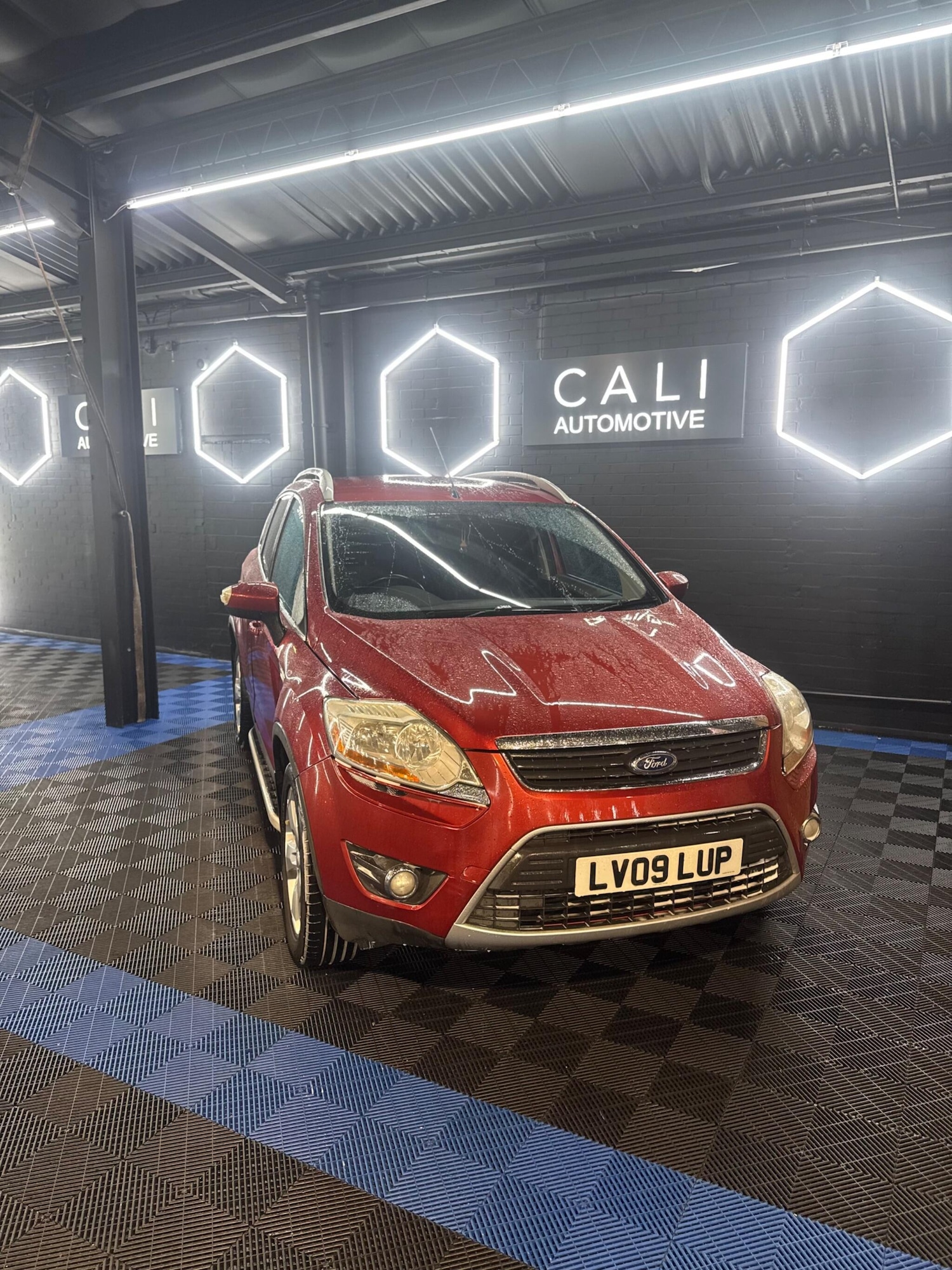 Used Ford Kuga 2009 for sale - 77908997: Photo 8