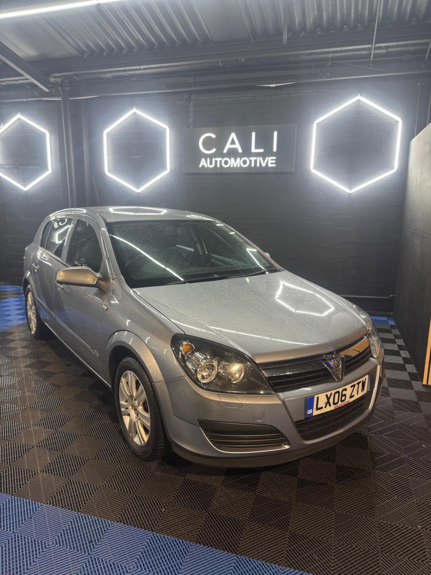 Used Vauxhall Astra 2006 for sale - 77598084: Photo 1