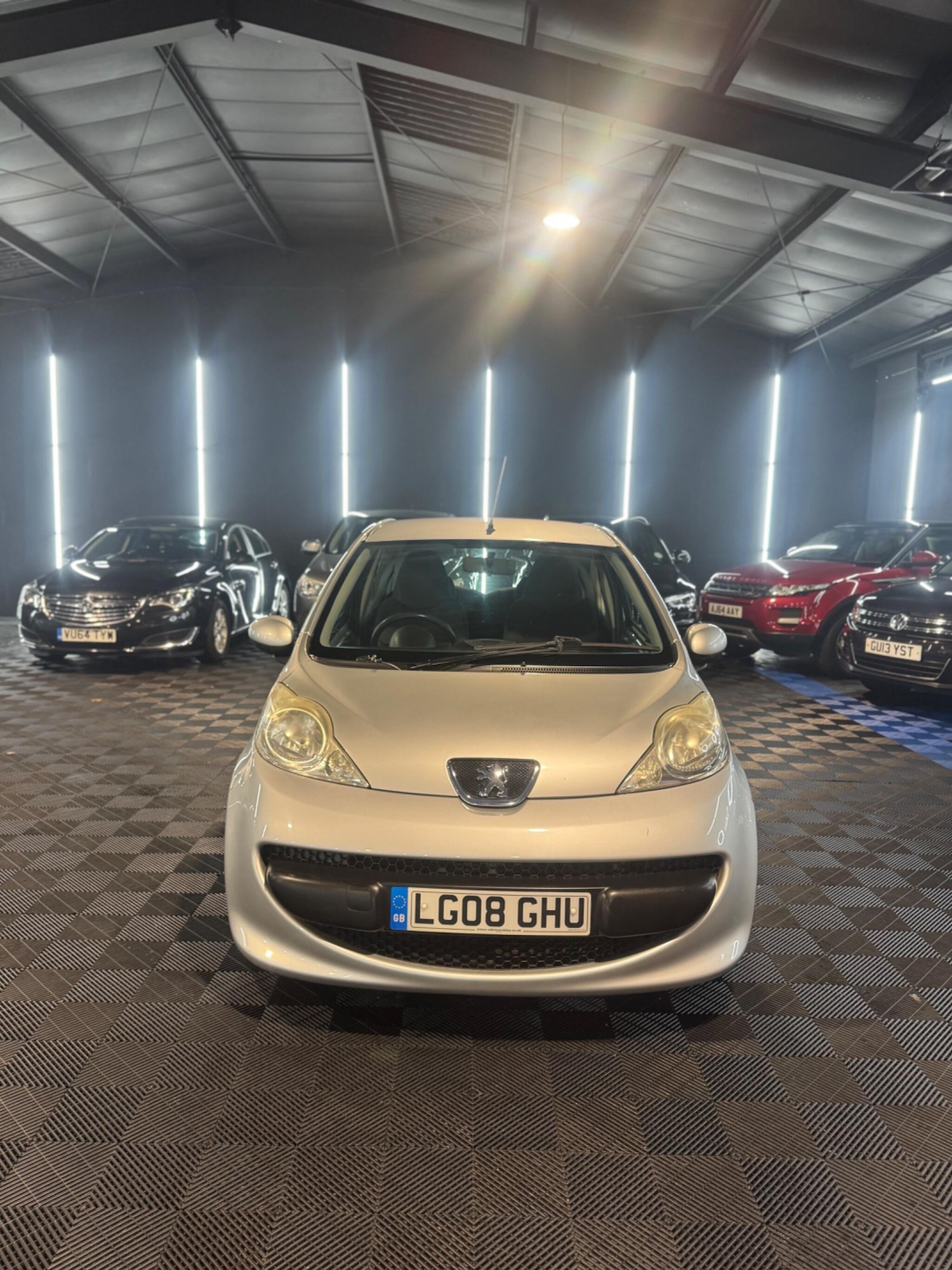 Used Peugeot 107 2008 for sale - 77478602: Photo 2