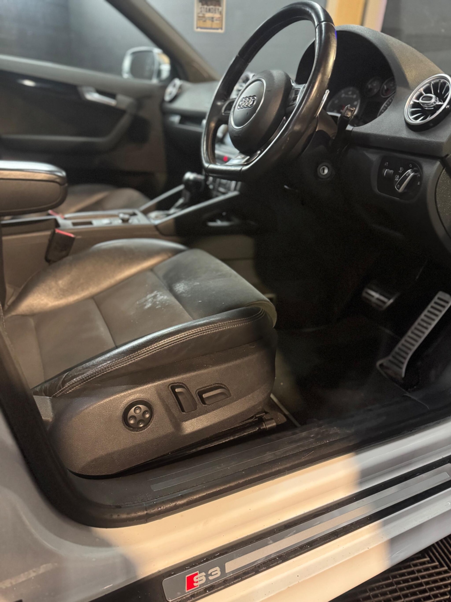 Used Audi S3 for sale - 77794160: Photo 27