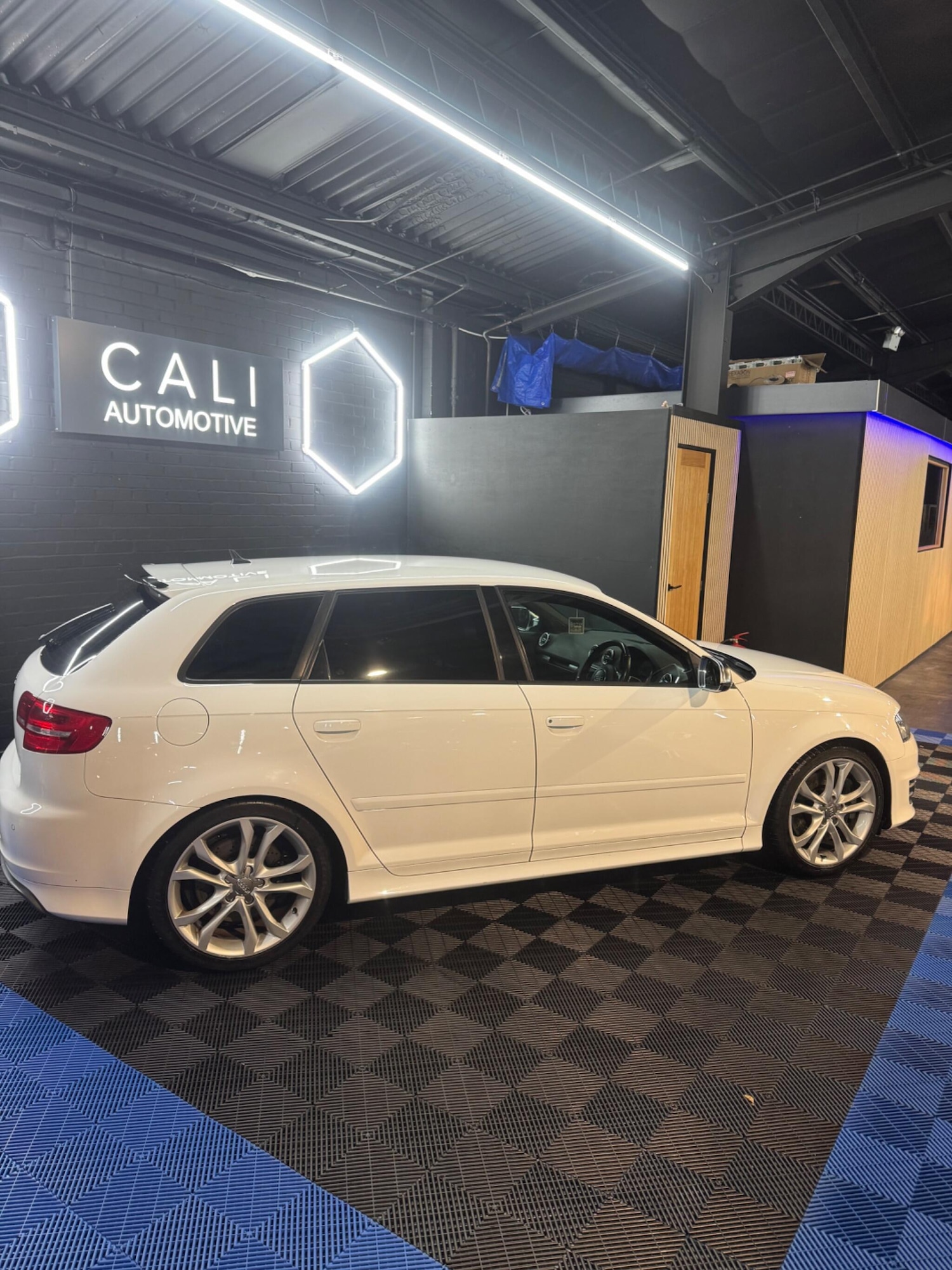 Used Audi S3 for sale - 77794160: Photo 4