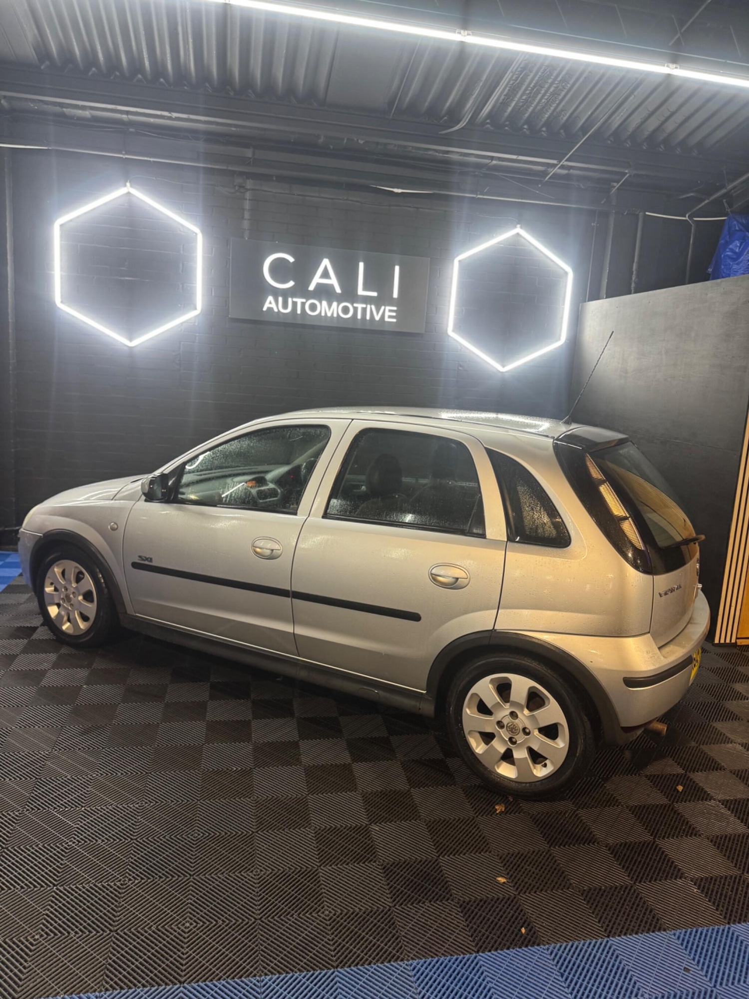 Used Vauxhall Corsa 2004 for sale - 77853191: Photo 10