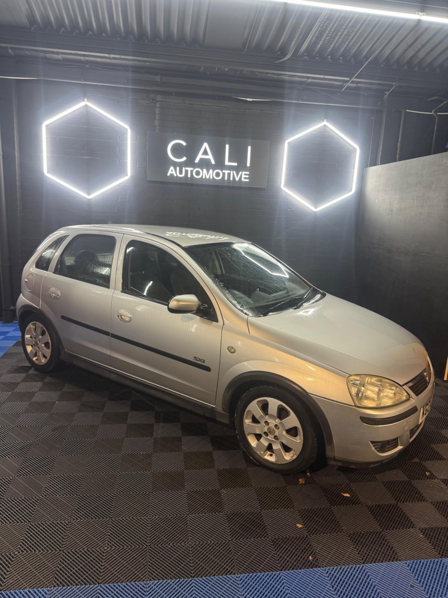 Used Vauxhall Corsa 2004 for sale - 77853191: Photo 13