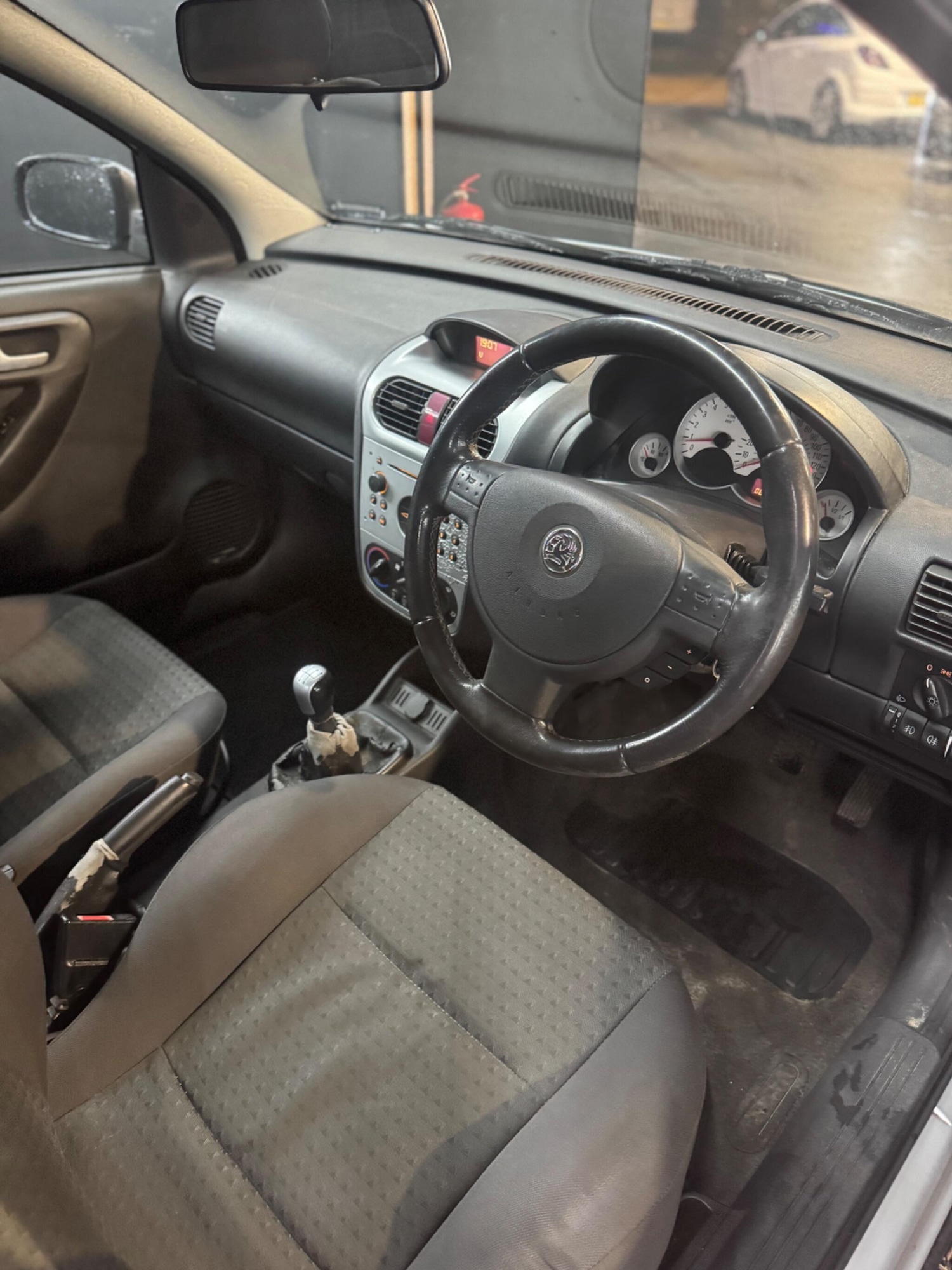 Used Vauxhall Corsa 2004 for sale - 77853191: Photo 17