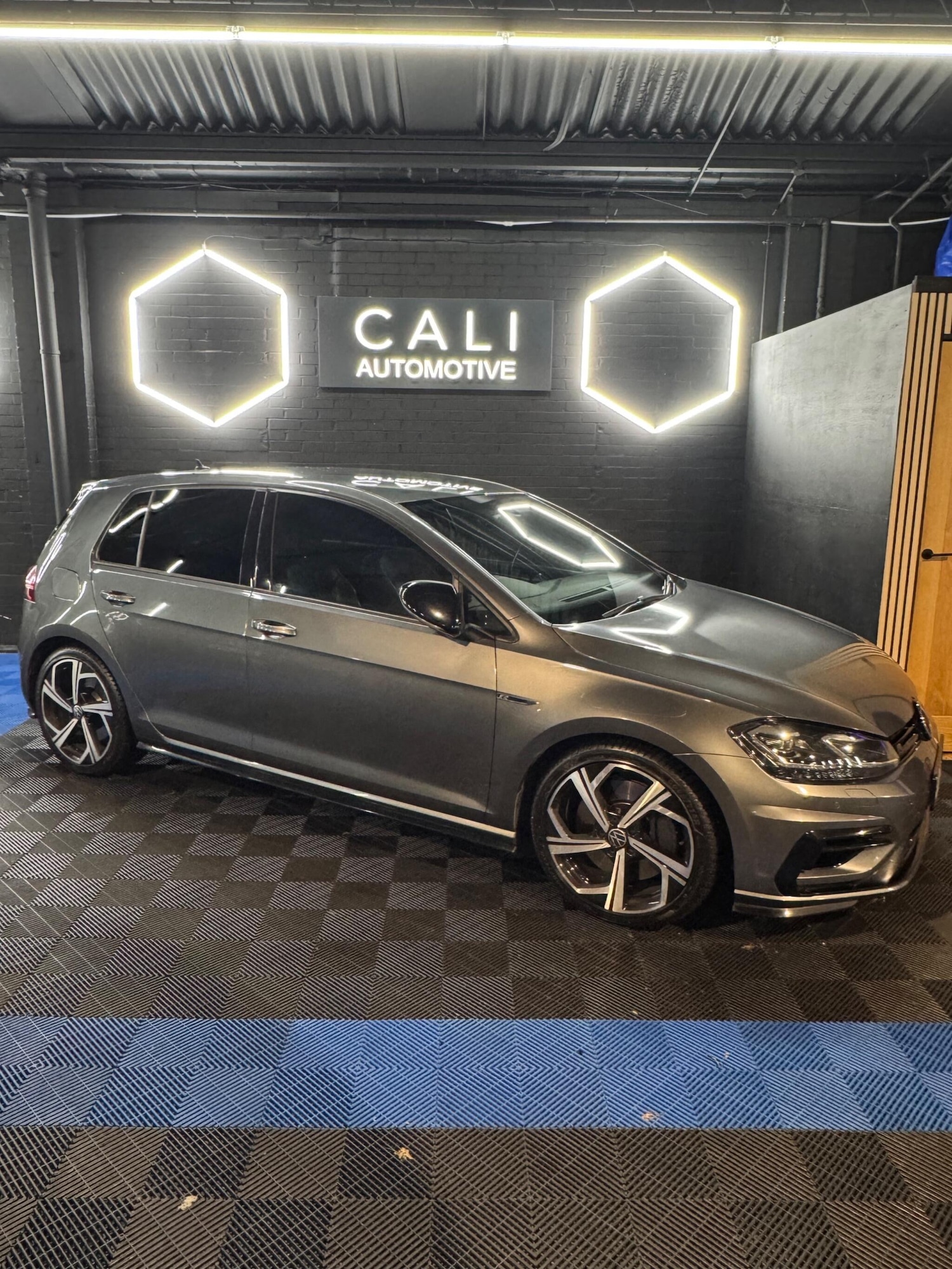 Used Volkswagen Golf 2017 for sale - 78046951: Photo 13