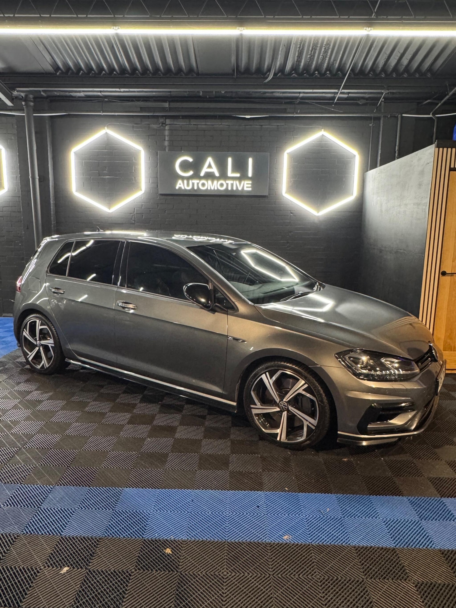 Used Volkswagen Golf 2017 for sale - 78046951: Photo 14