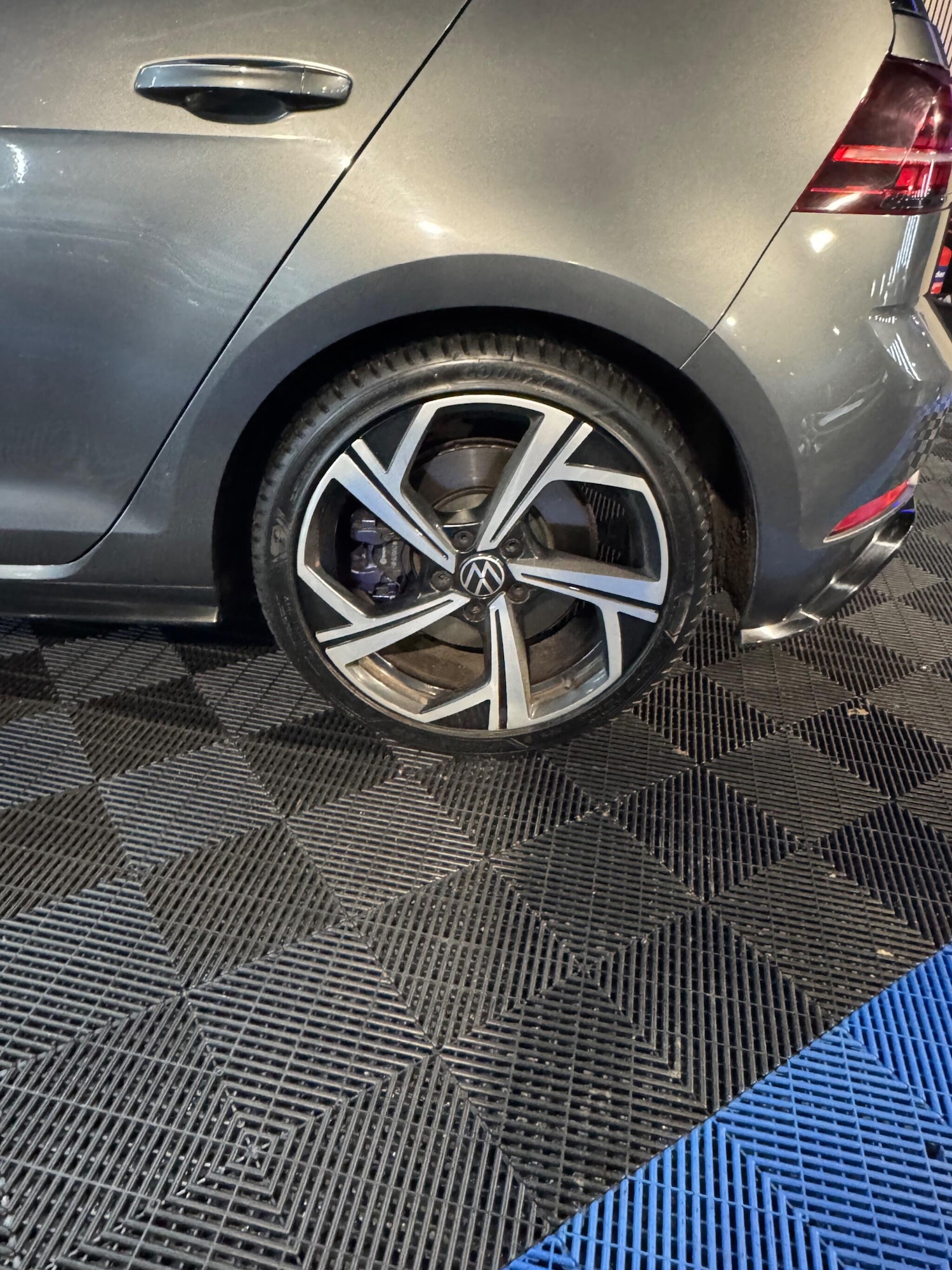 Used Volkswagen Golf 2017 for sale - 78046951: Photo 31