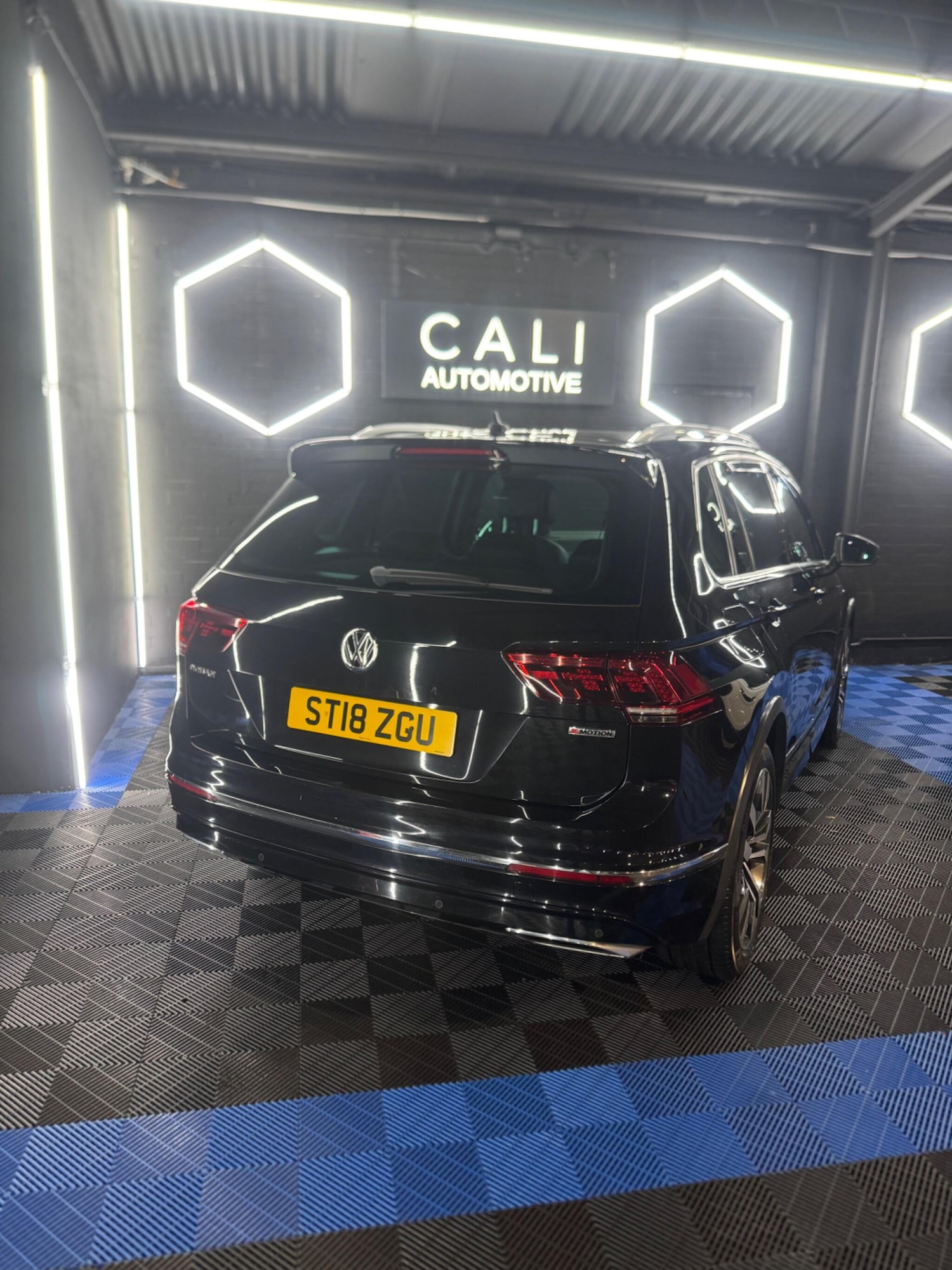 Used Volkswagen Tiguan 2018 for sale - 76866251: Photo 17