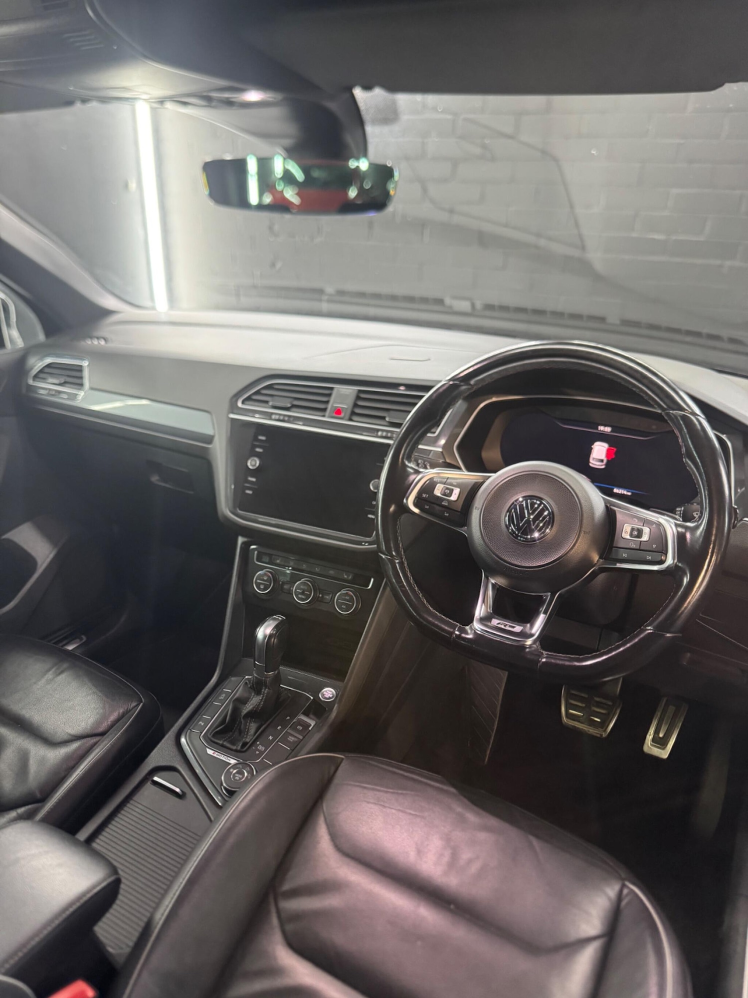 Used Volkswagen Tiguan 2018 for sale - 76866251: Photo 33