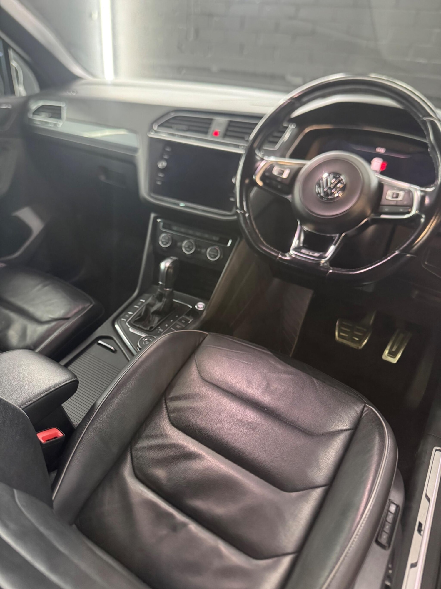 Used Volkswagen Tiguan 2018 for sale - 76866251: Photo 36