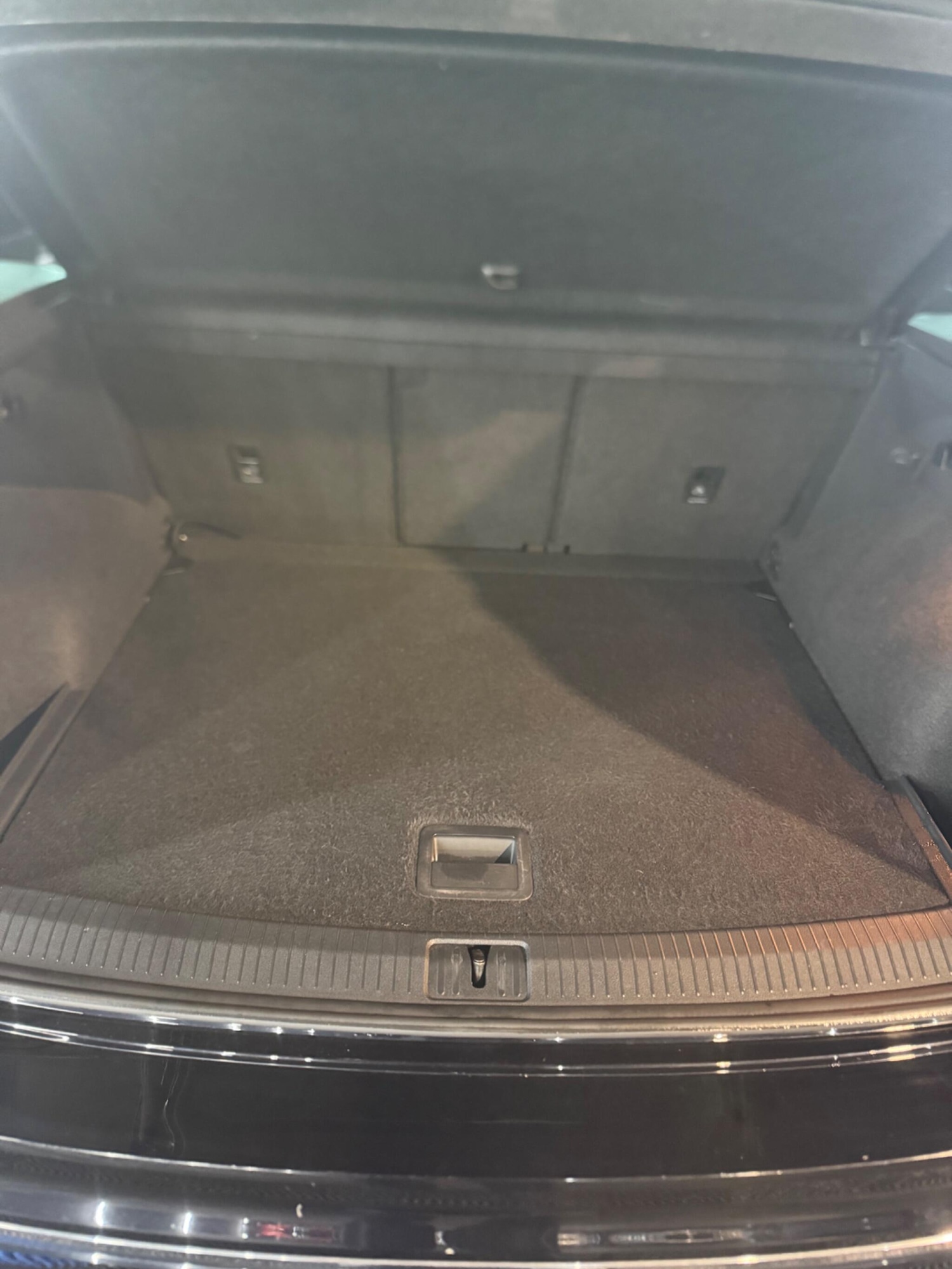 Used Volkswagen Tiguan 2018 for sale - 76866251: Photo 44