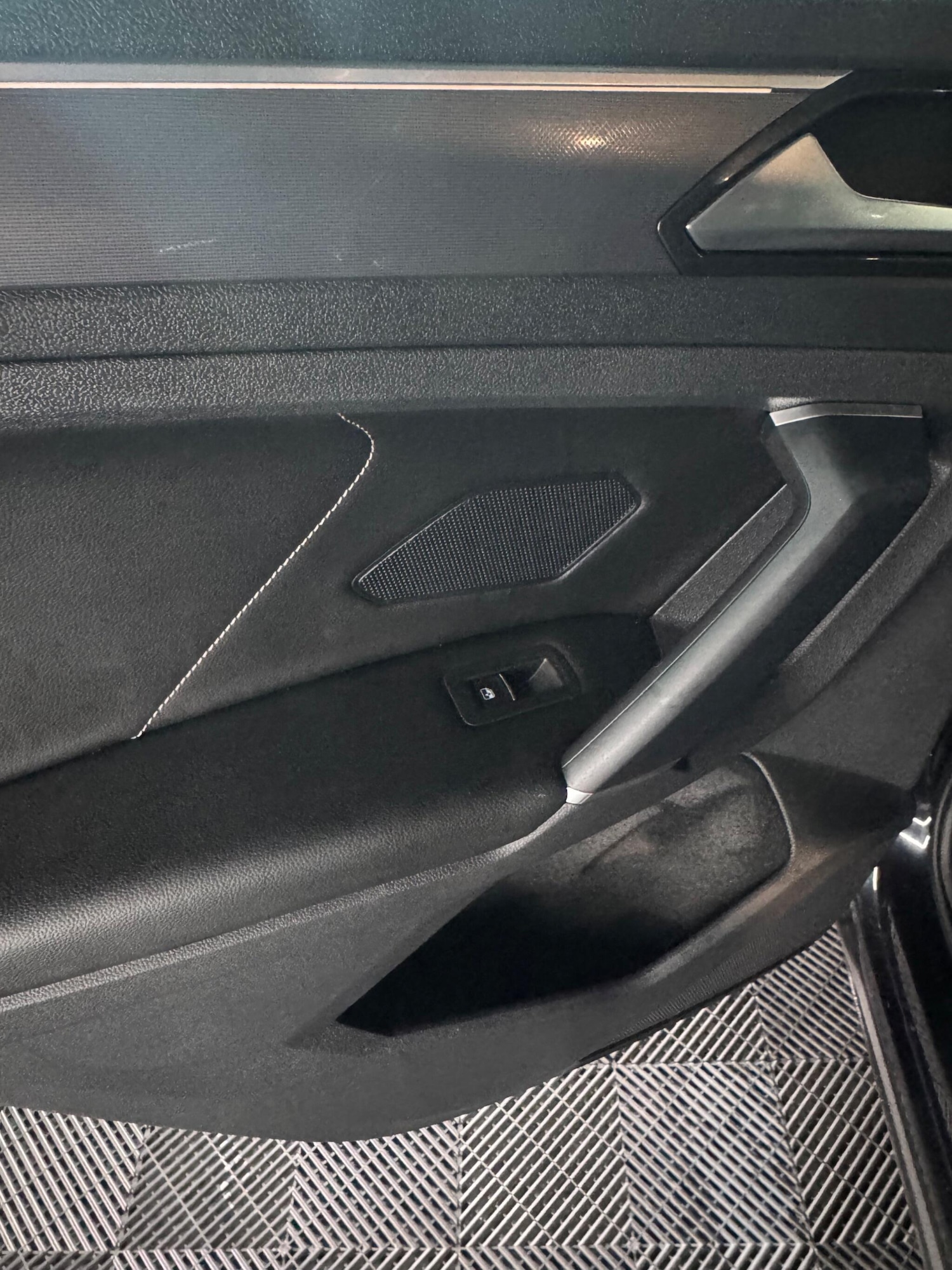 Used Volkswagen Tiguan 2018 for sale - 76866251: Photo 68