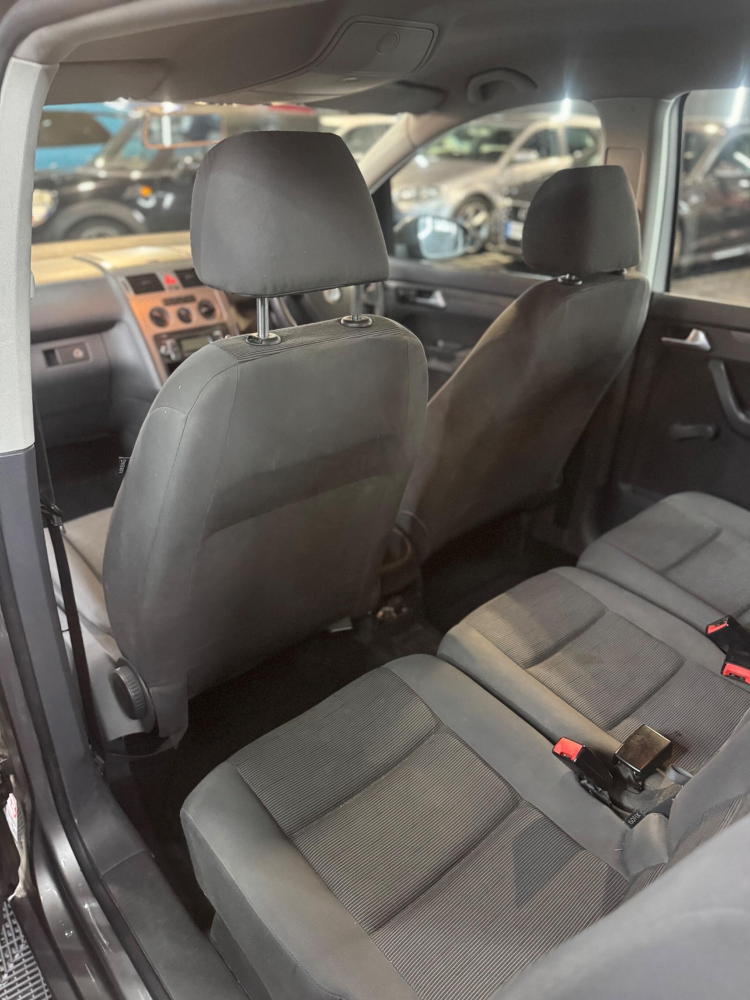 Used Volkswagen Touran for sale - 77978241: Photo 25