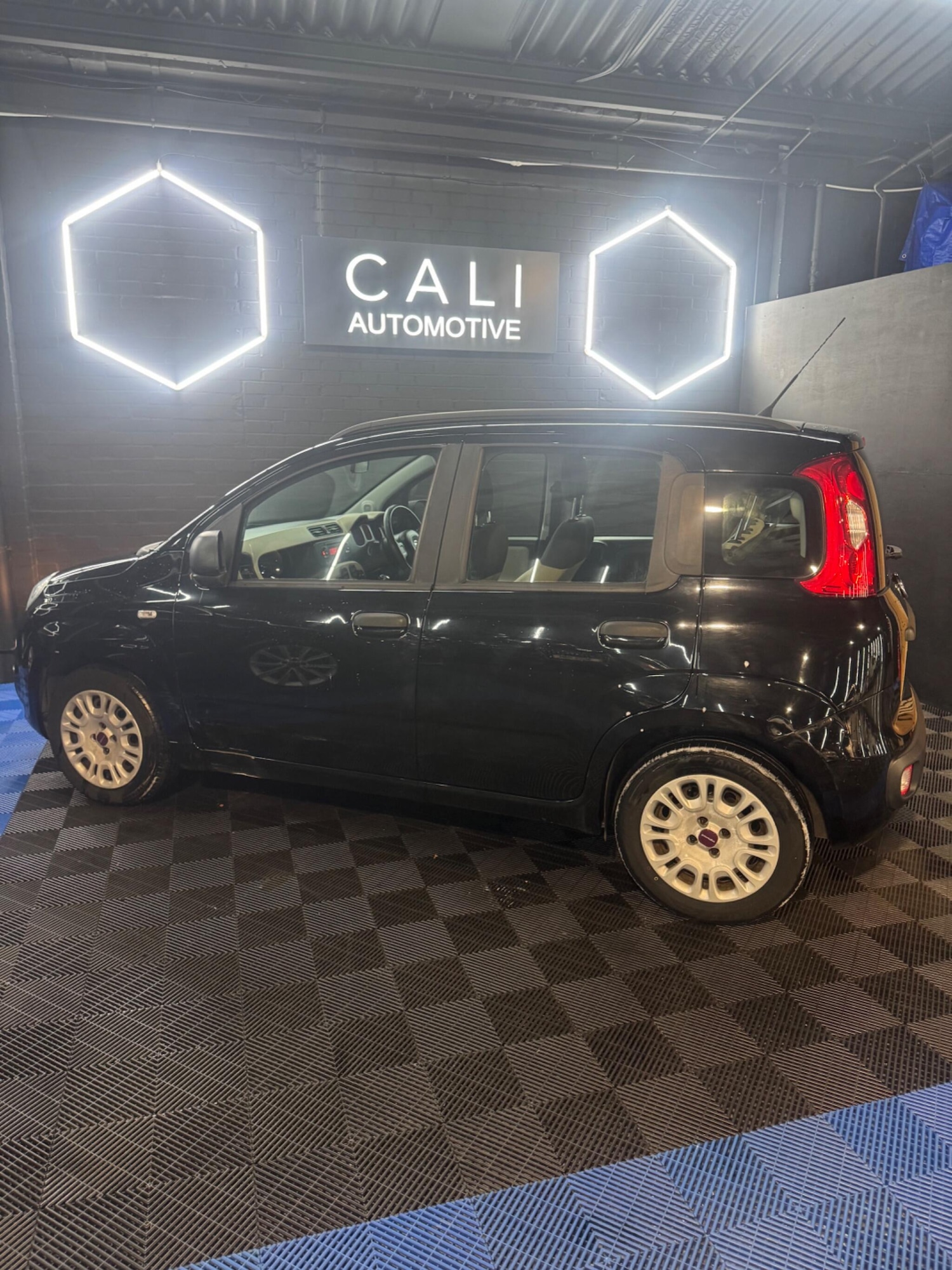 Used Fiat Panda 2014 for sale - 77549299: Photo 23