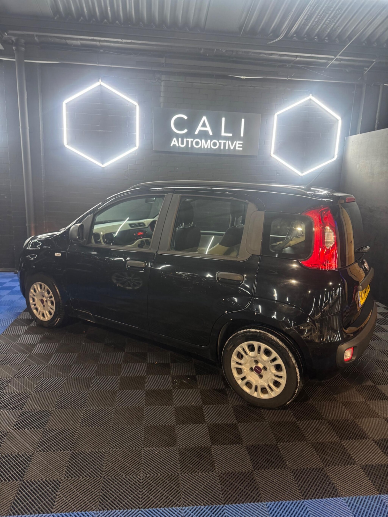 Used Fiat Panda 2014 for sale - 77549299: Photo 24