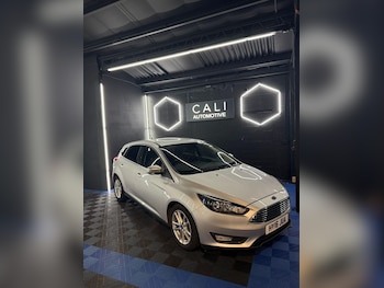 2016 (16) - 1.0 EcoBoost 125 Zetec 5dr