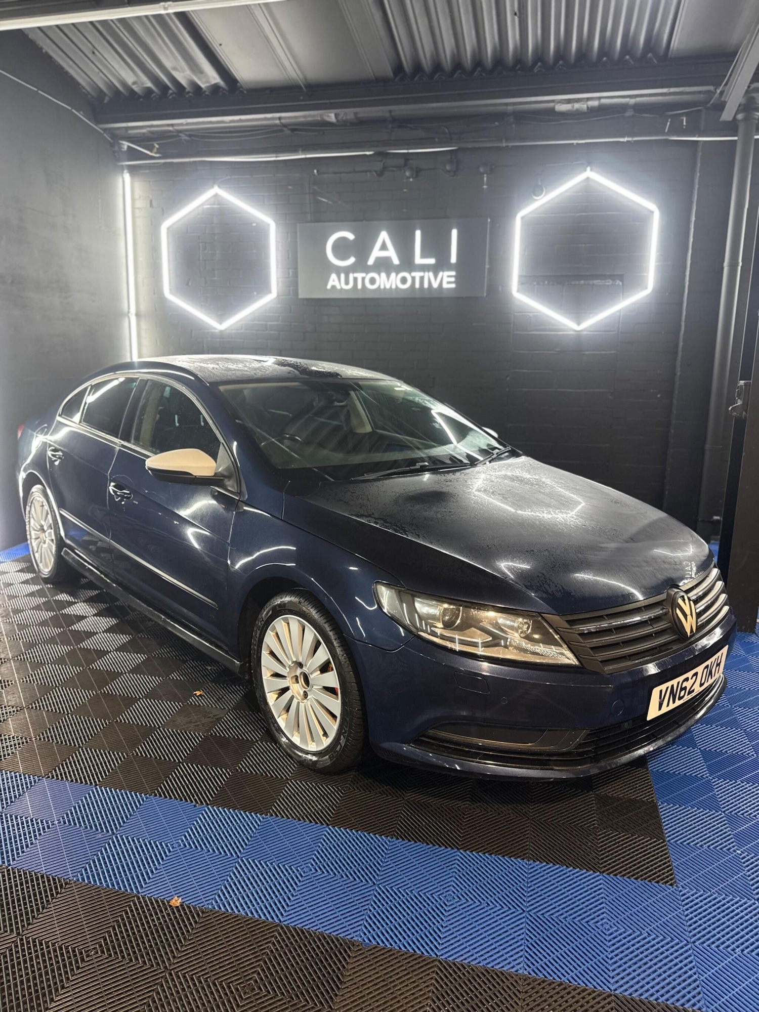 Used Volkswagen CC 2013 for sale - 77331261: Photo 1