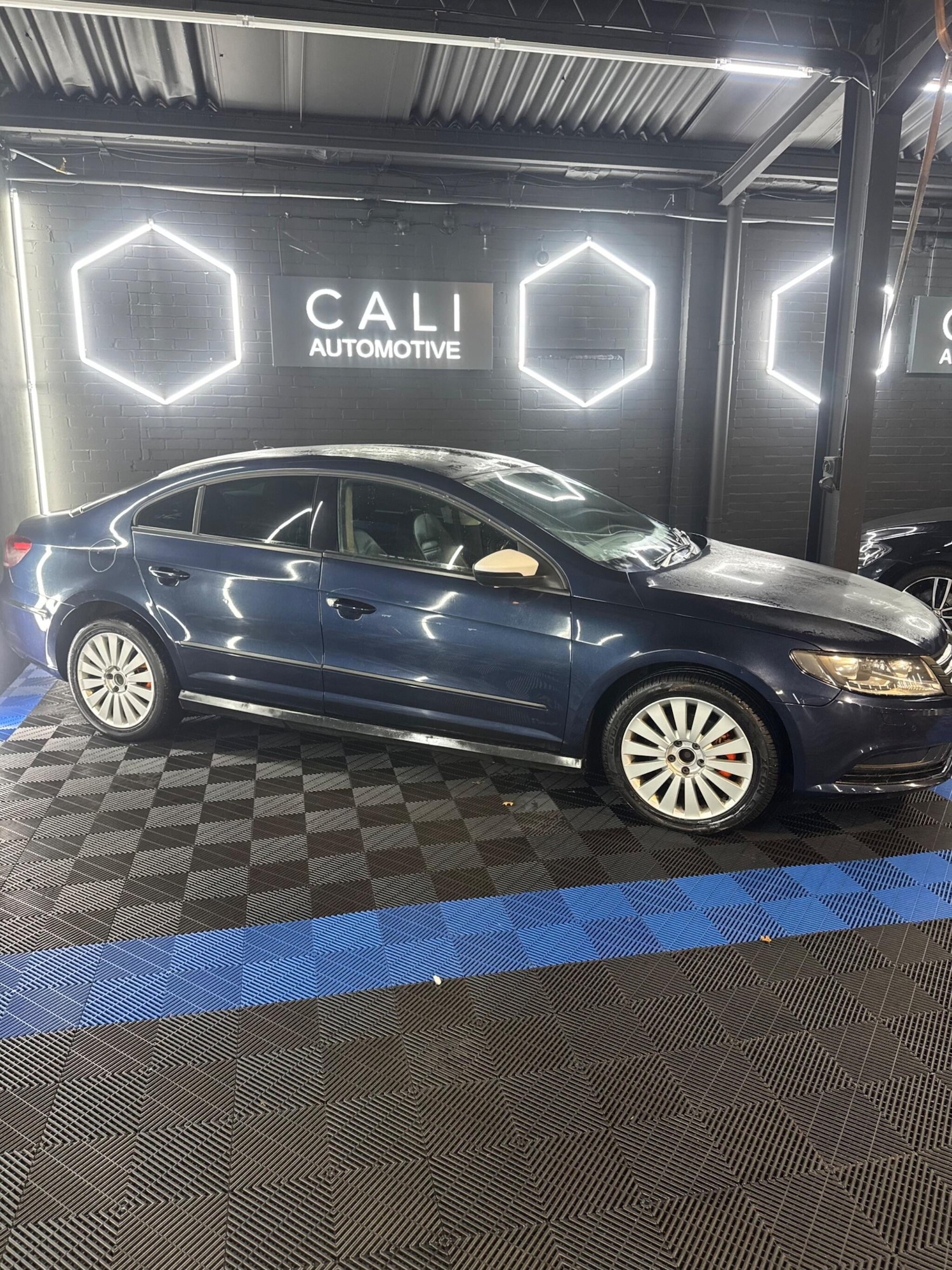 Used Volkswagen CC 2013 for sale - 77331261: Photo 23