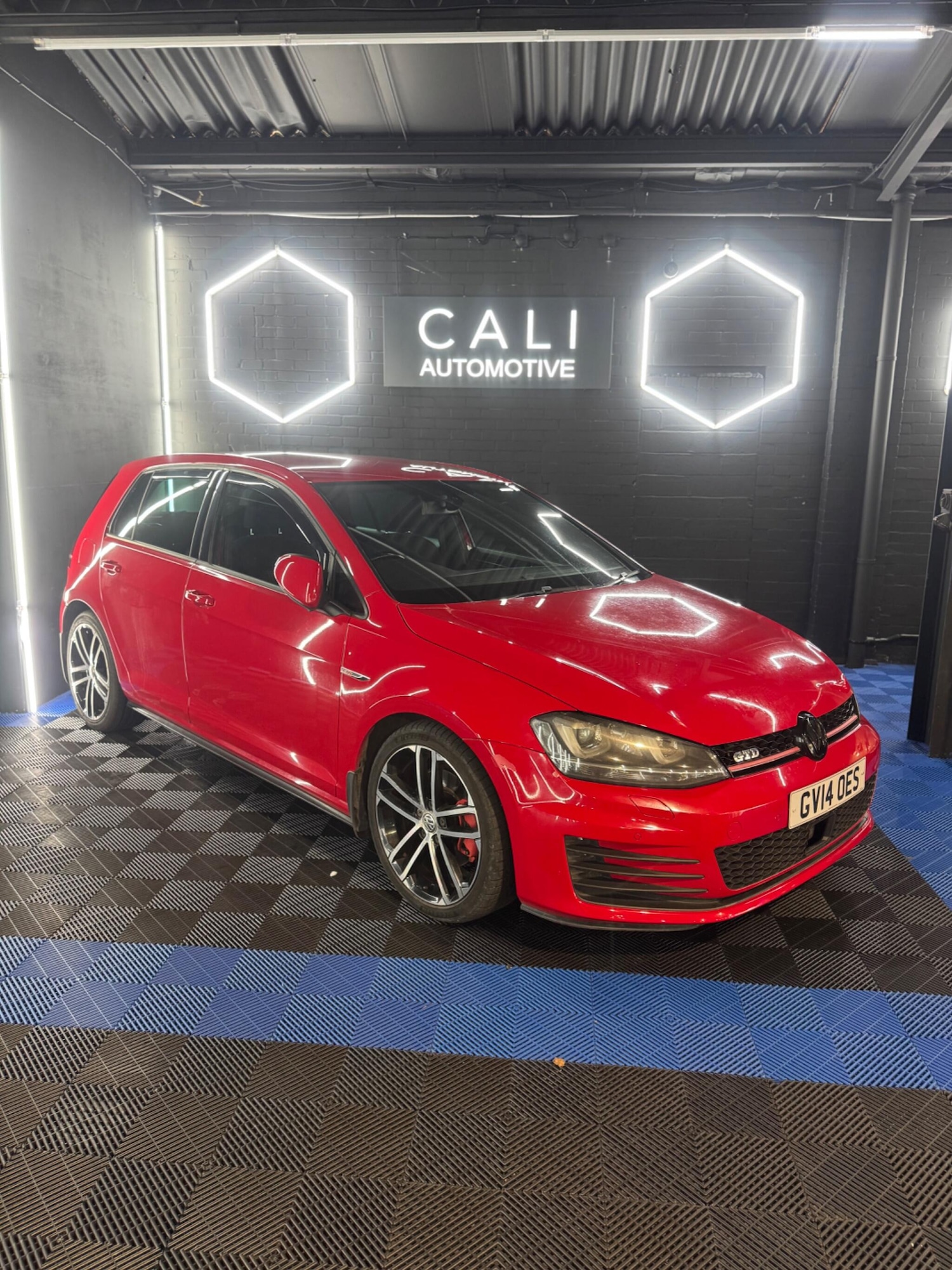 Used Volkswagen Golf 2014 for sale - 76866308: Photo 1