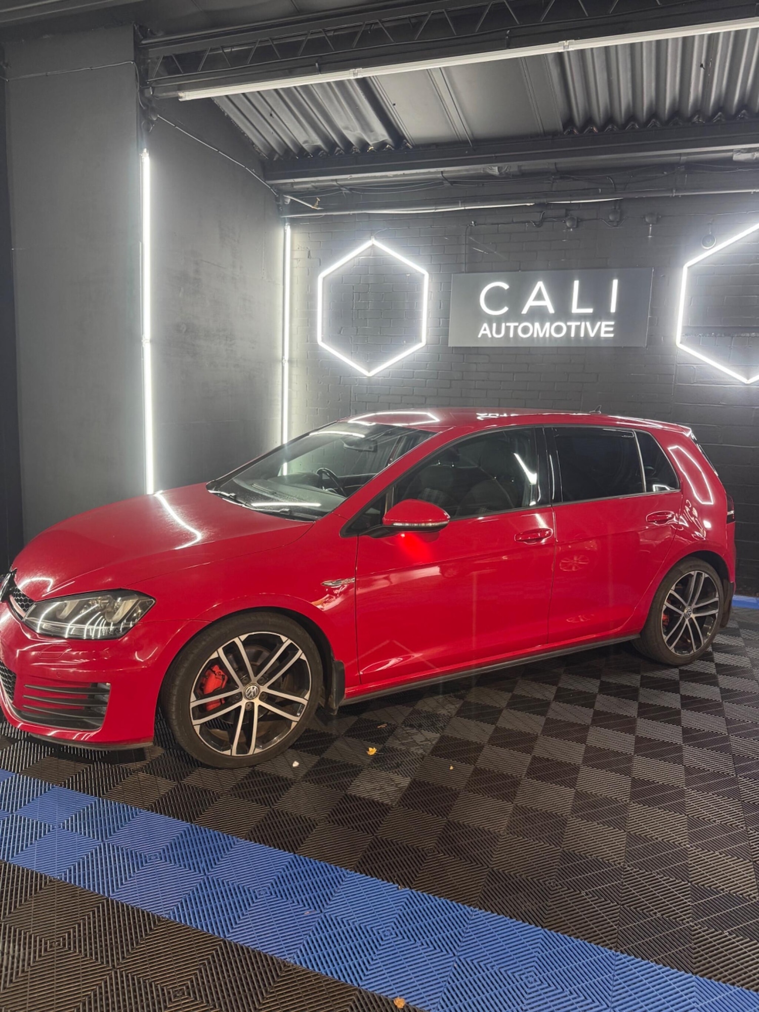 Used Volkswagen Golf 2014 for sale - 76866308: Photo 11