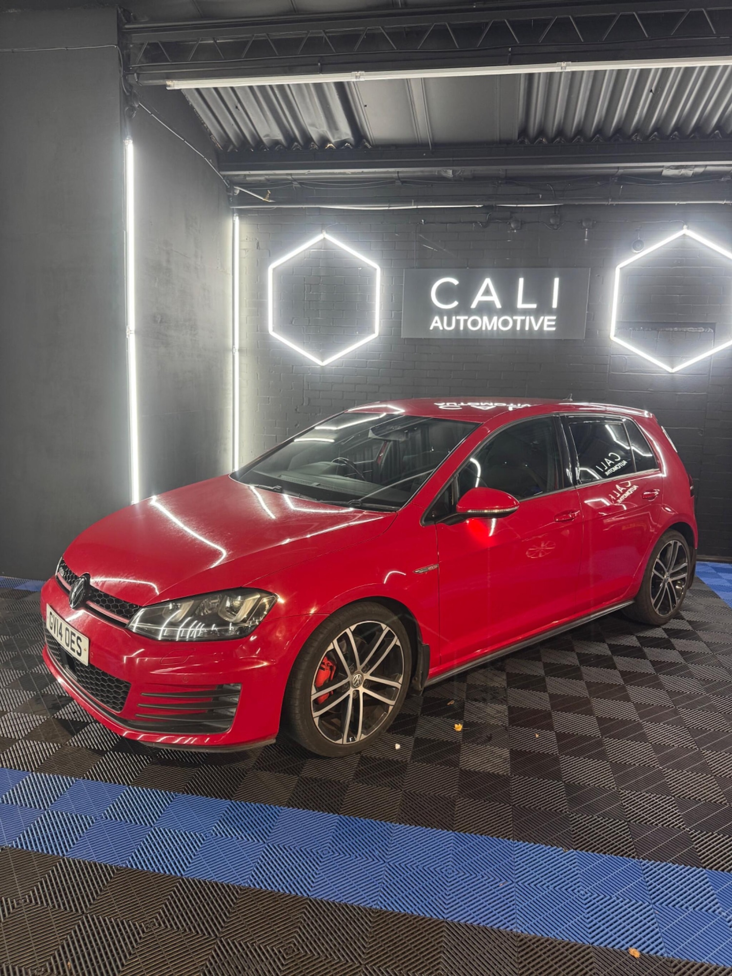 Used Volkswagen Golf 2014 for sale - 76866308: Photo 3