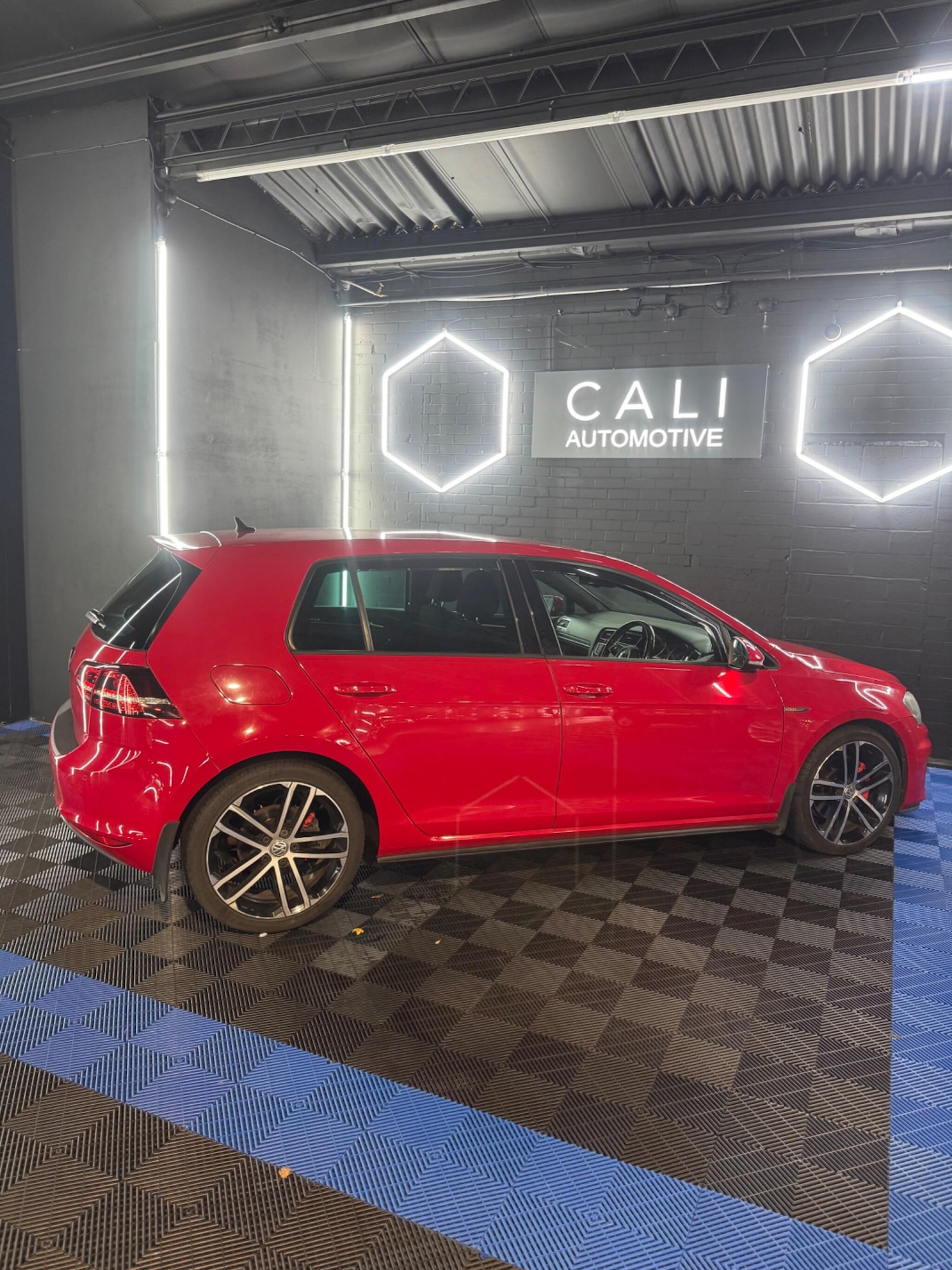 Used Volkswagen Golf 2014 for sale - 76866308: Photo 31