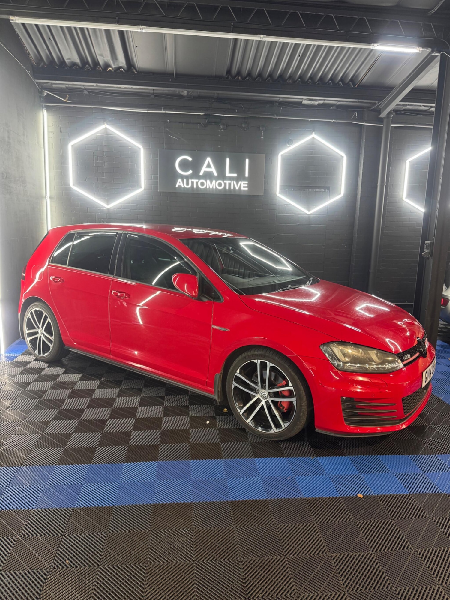 Used Volkswagen Golf 2014 for sale - 76866308: Photo 40