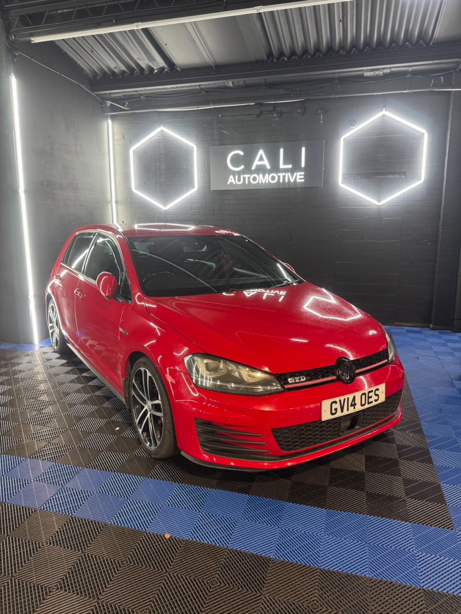 Used Volkswagen Golf 2014 for sale - 76866308: Photo 9