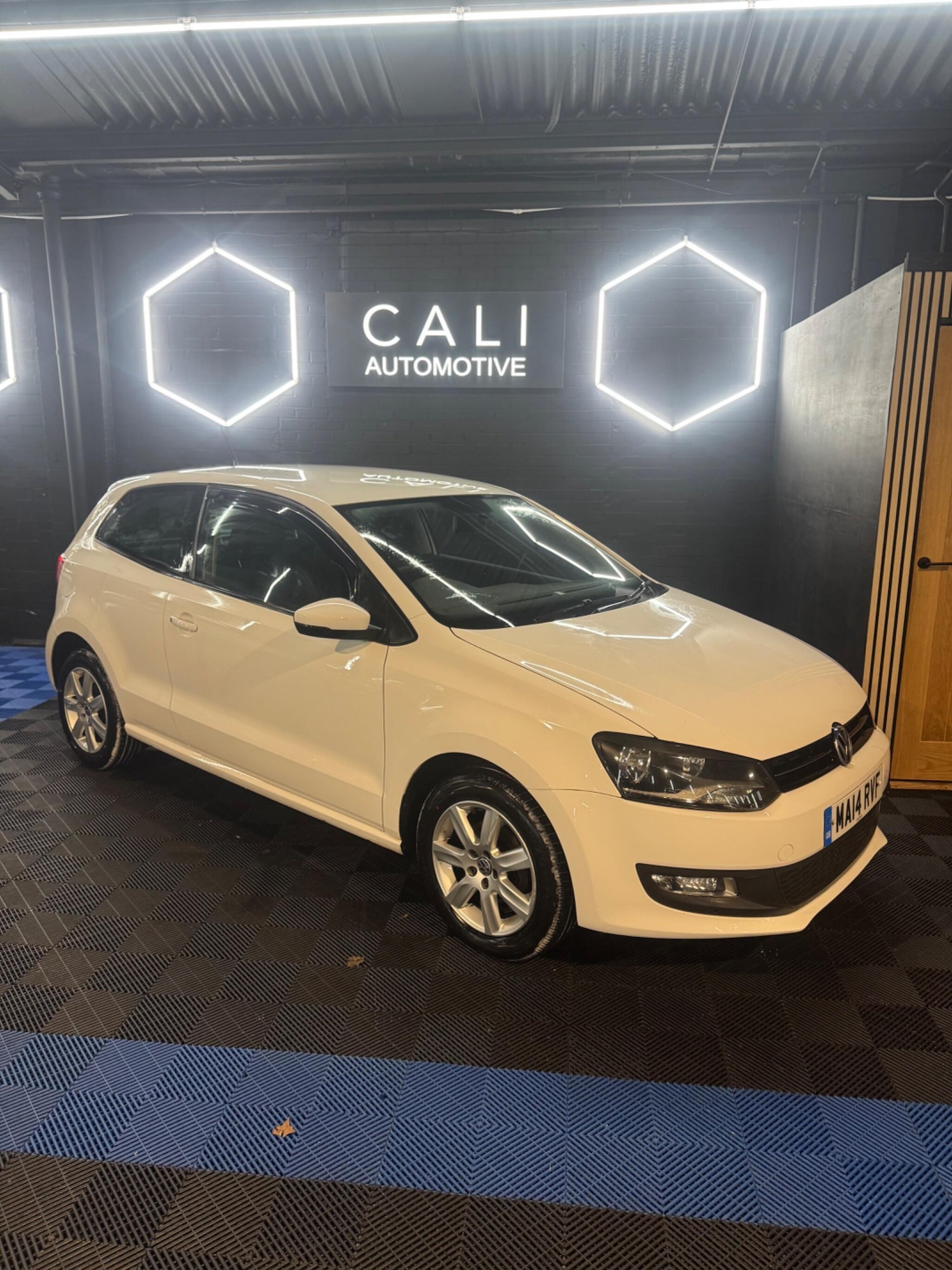 Used Volkswagen Polo for sale - 77658192: Photo 2