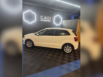 Used Volkswagen Polo 2014 for sale - 77658192: Photo
