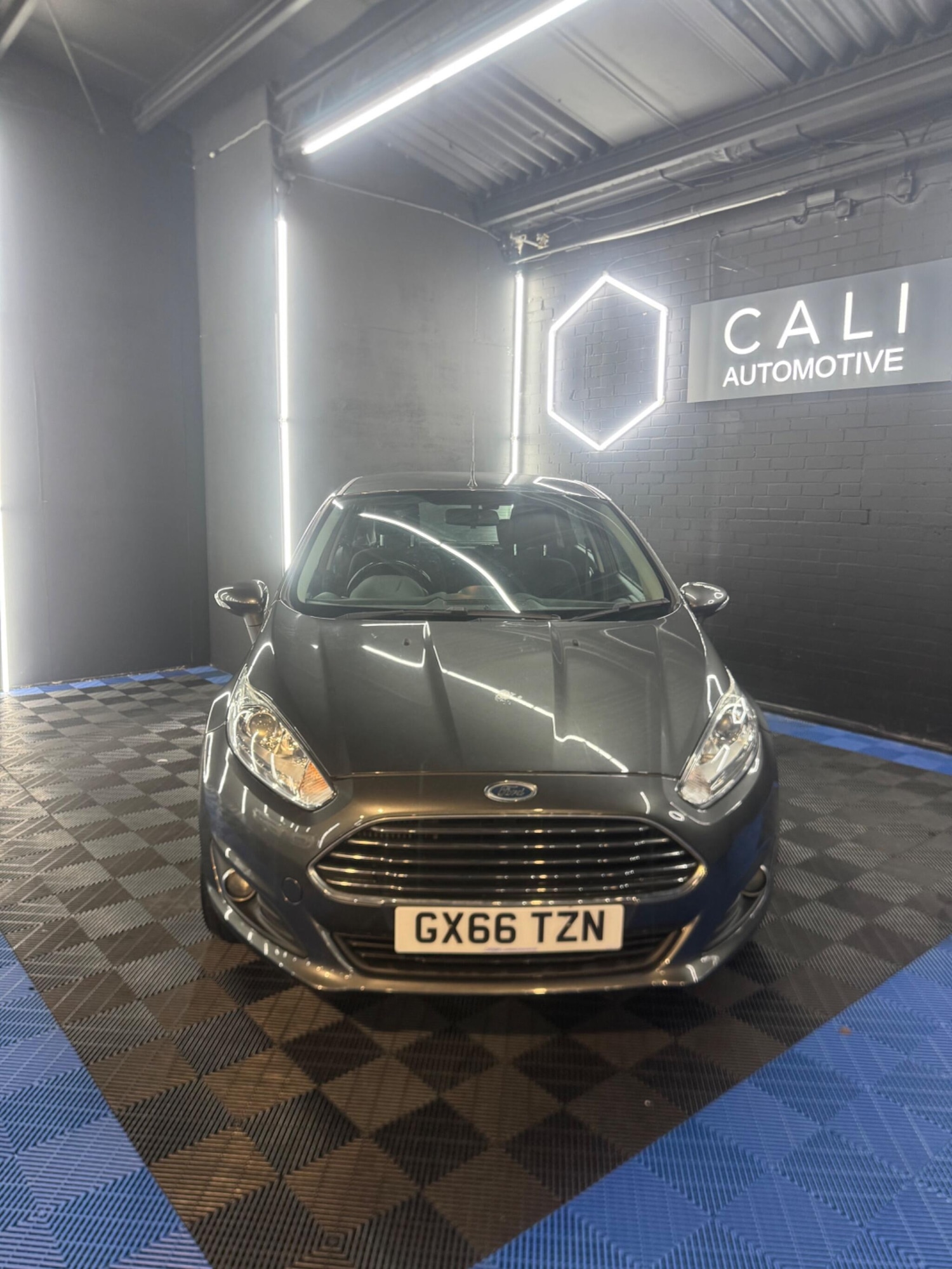 Used Ford Fiesta for sale - 78141348: Photo 2