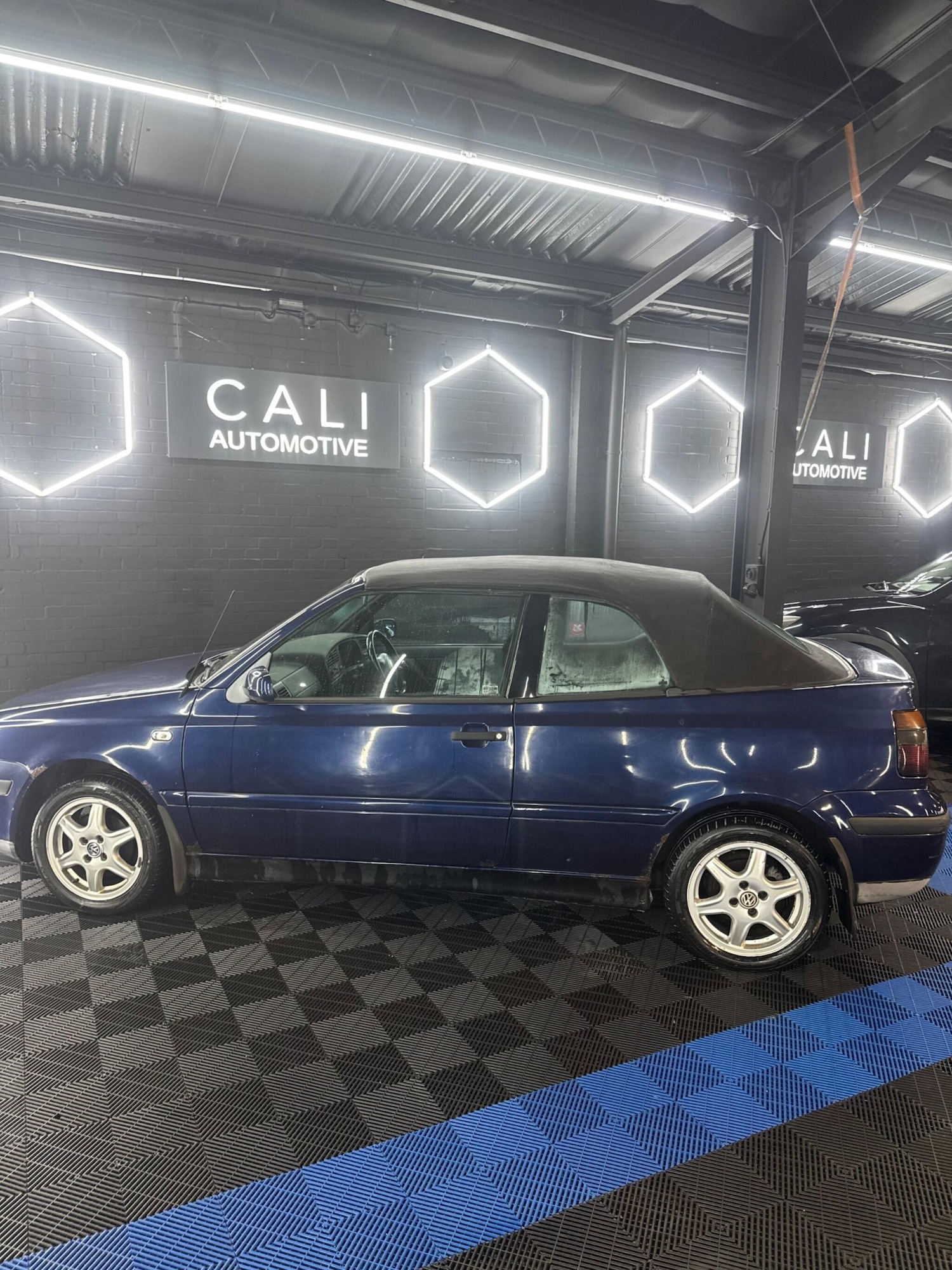 Used Volkswagen Golf 2001 for sale - 77898360: Photo 12