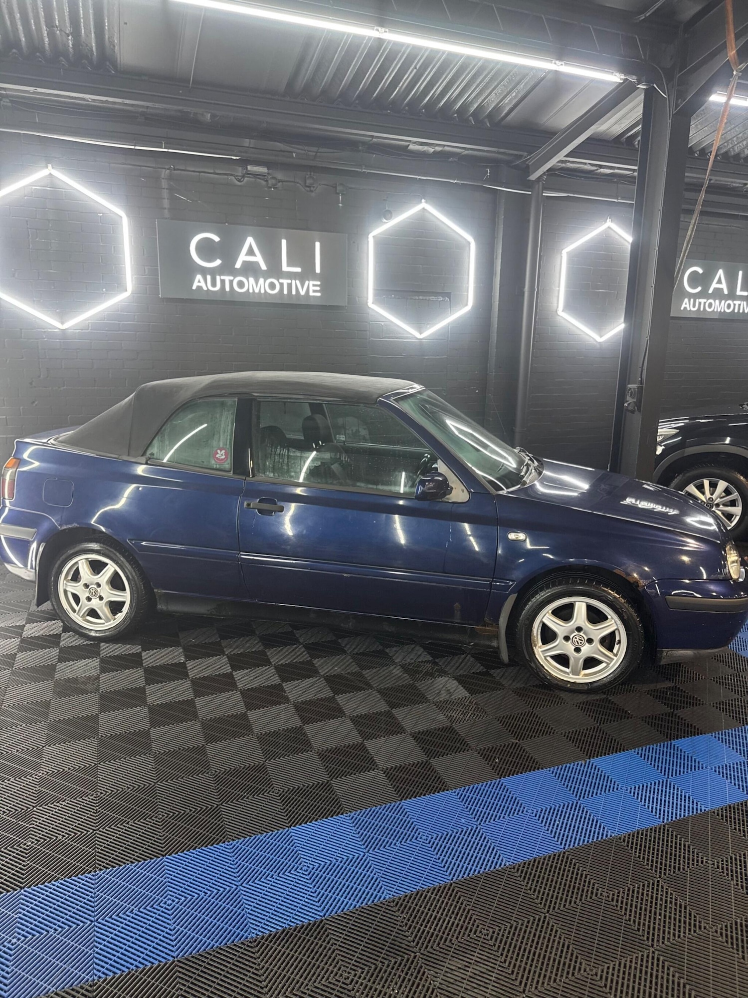 Used Volkswagen Golf 2001 for sale - 77898360: Photo 17