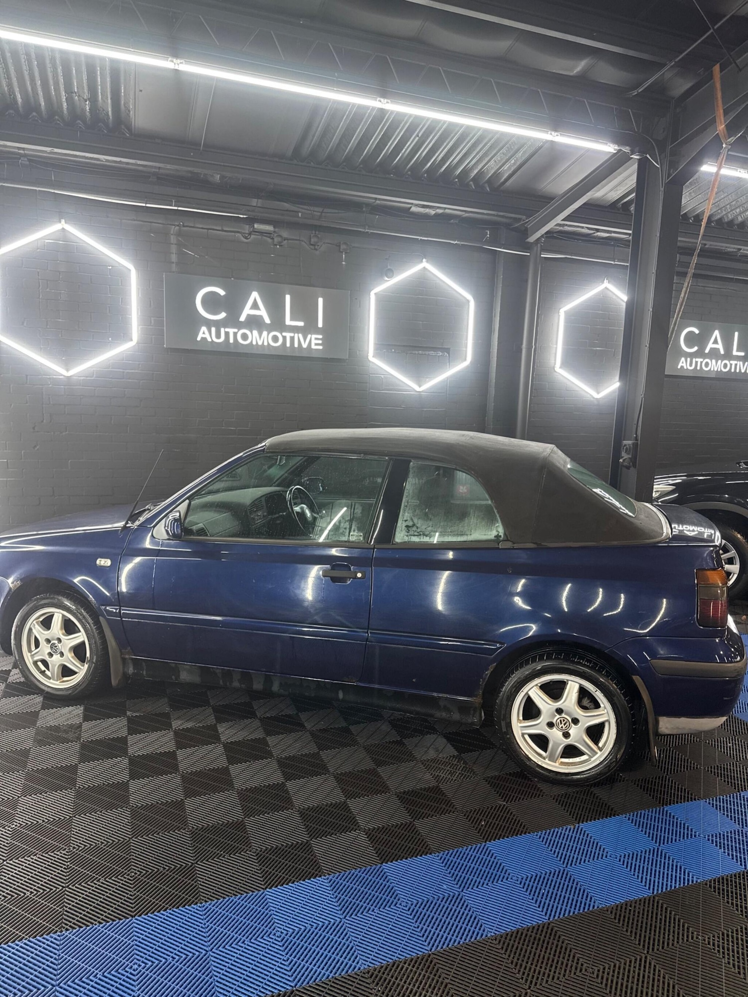 Used Volkswagen Golf 2001 for sale - 77898360: Photo 20