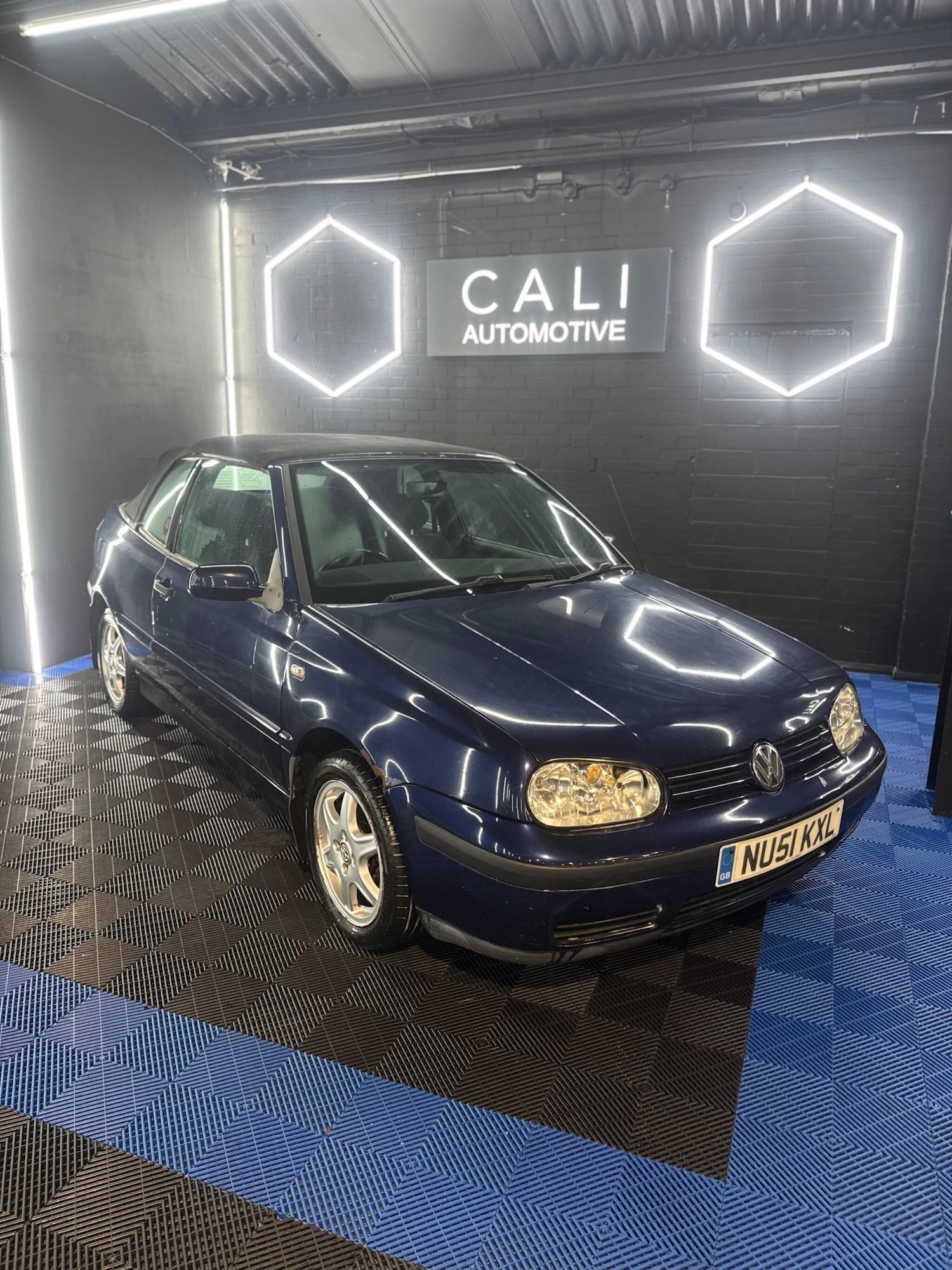 Used Volkswagen Golf 2001 for sale - 77898360: Photo 5
