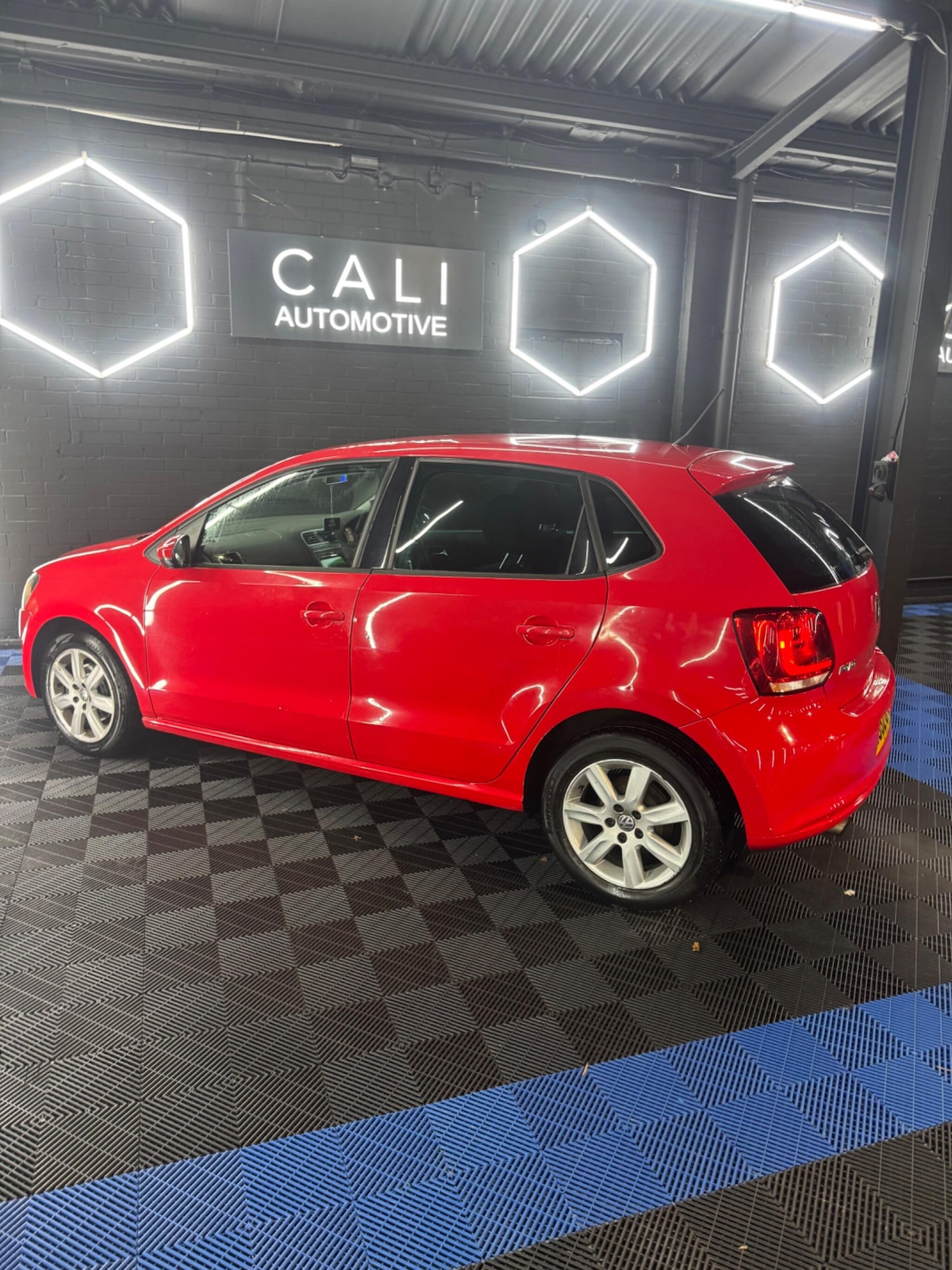 Used Volkswagen Polo 2012 for sale - 76989290: Photo 12