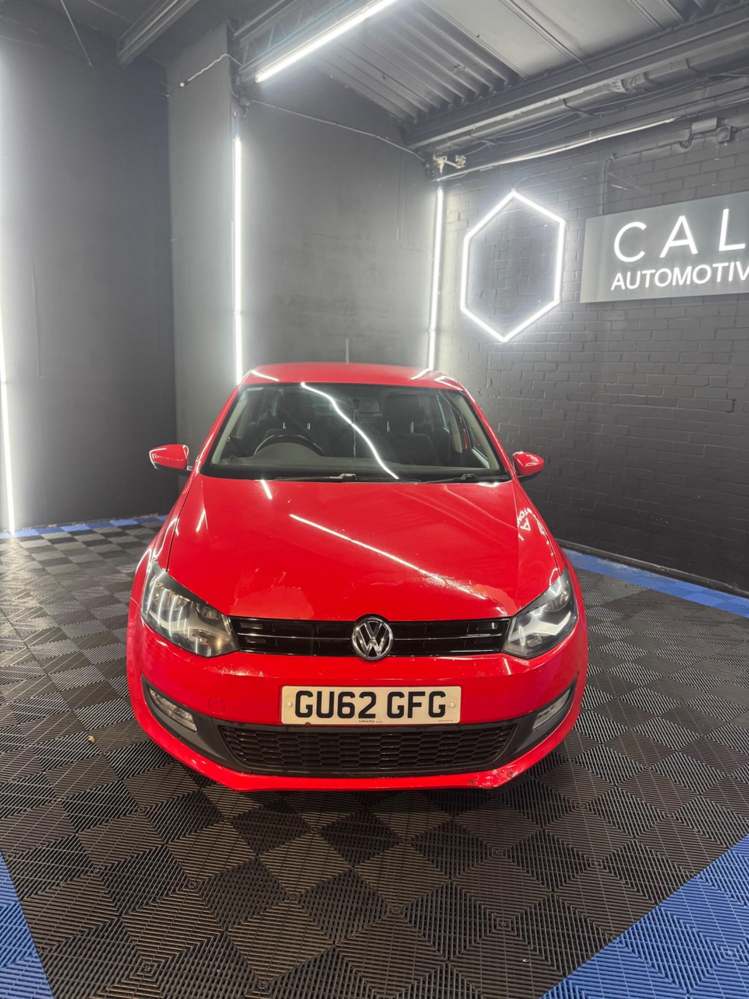 Used Volkswagen Polo 2012 for sale - 76989290: Photo 2