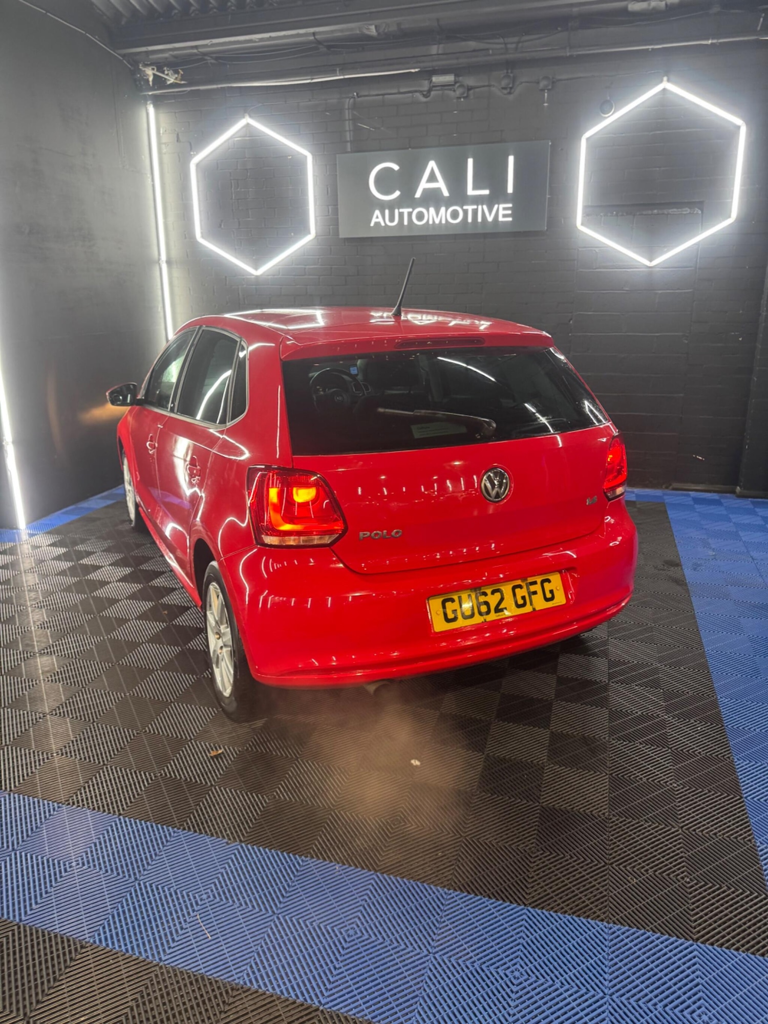 Used Volkswagen Polo 2012 for sale - 76989290: Photo 3