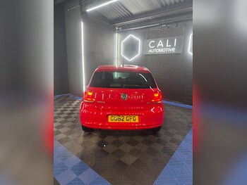 Used Volkswagen Polo 2012 for sale - 76989290: Photo