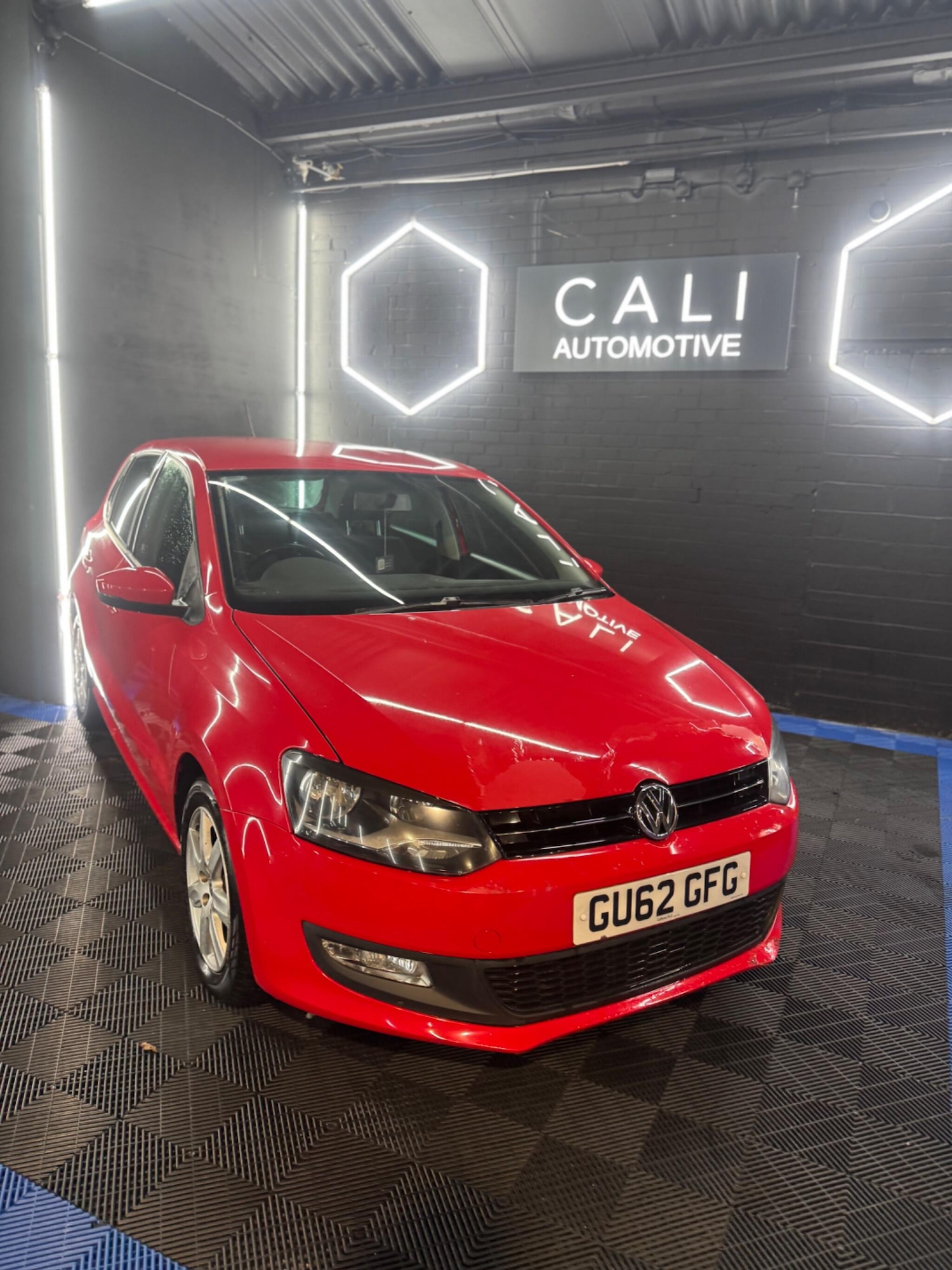 Used Volkswagen Polo 2012 for sale - 76989290: Photo 5