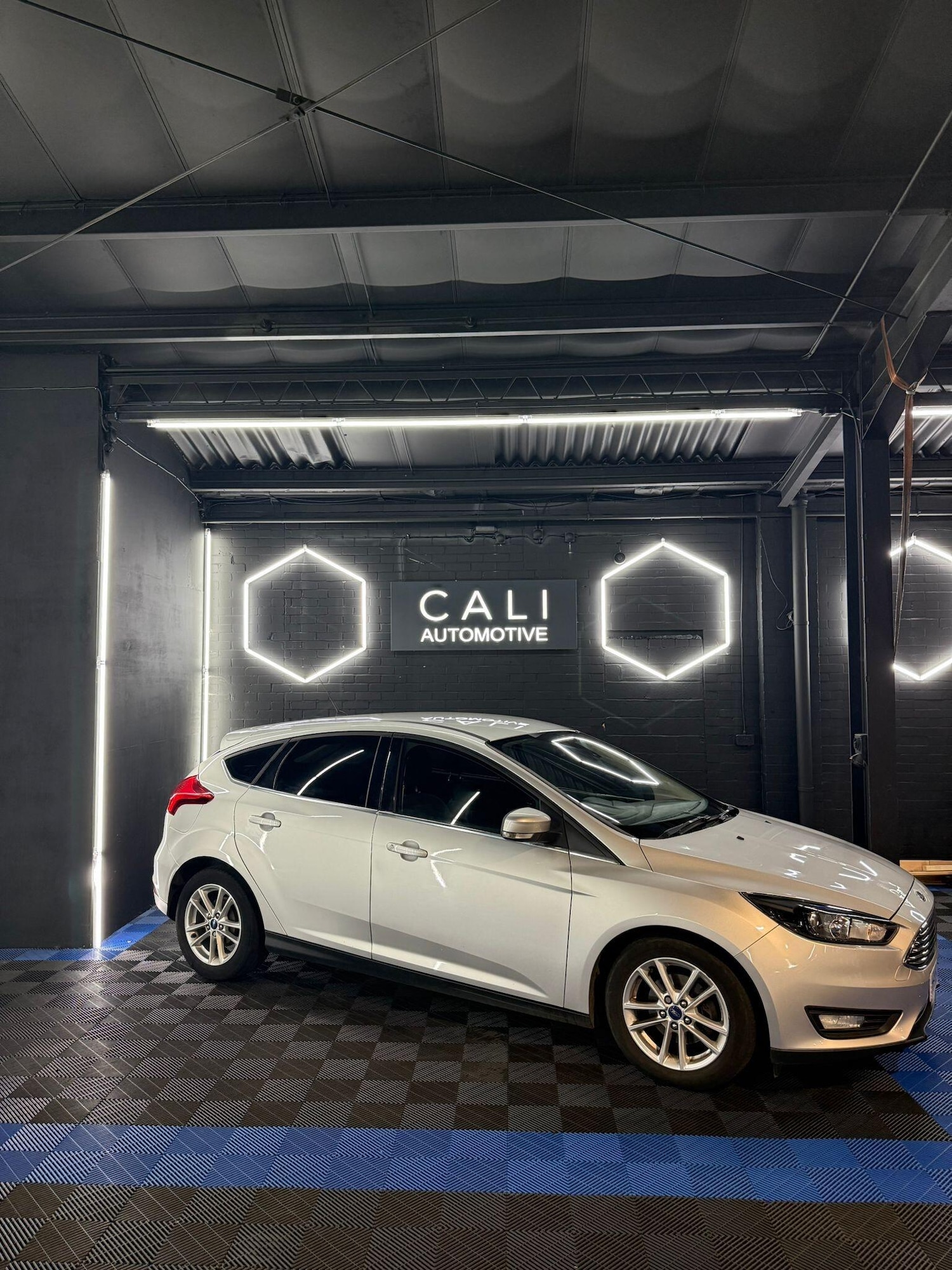 Used Ford Focus 2016 for sale - 76865730: Photo 10