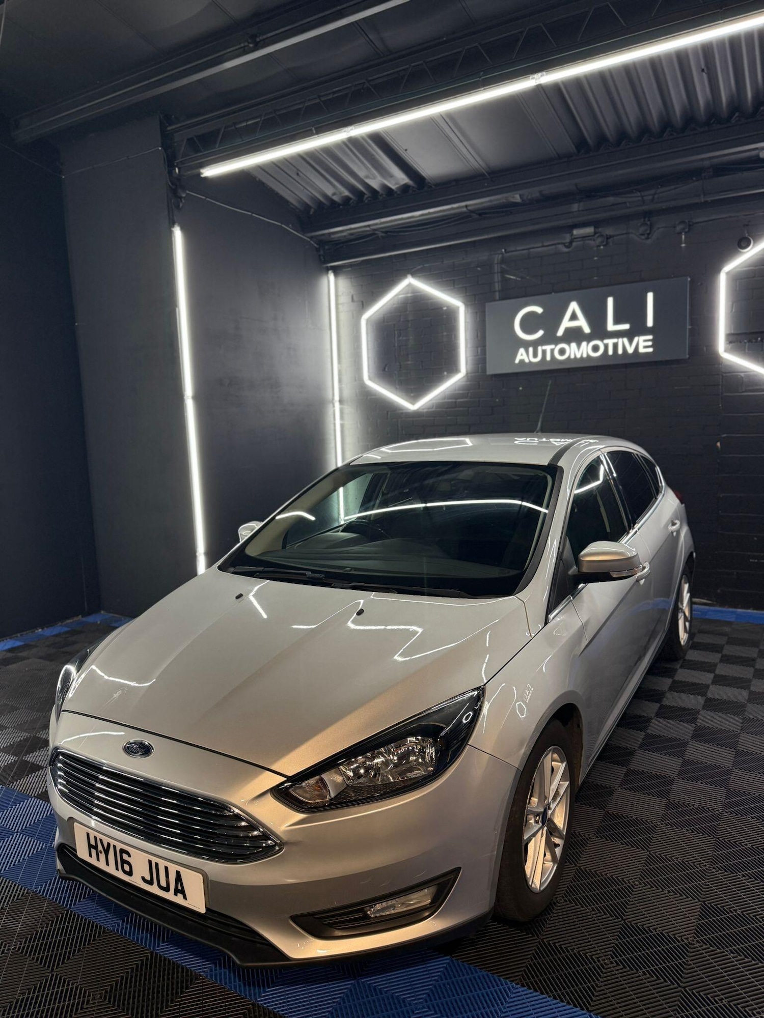 Used Ford Focus 2016 for sale - 76865730: Photo 3